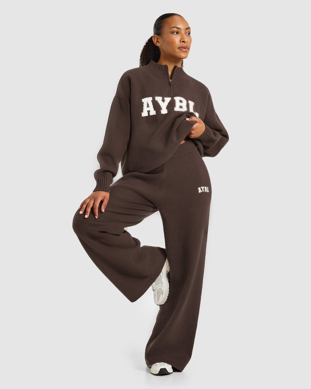 Varsity Oversized Knitted 1/4 Zip Pullover - Brown