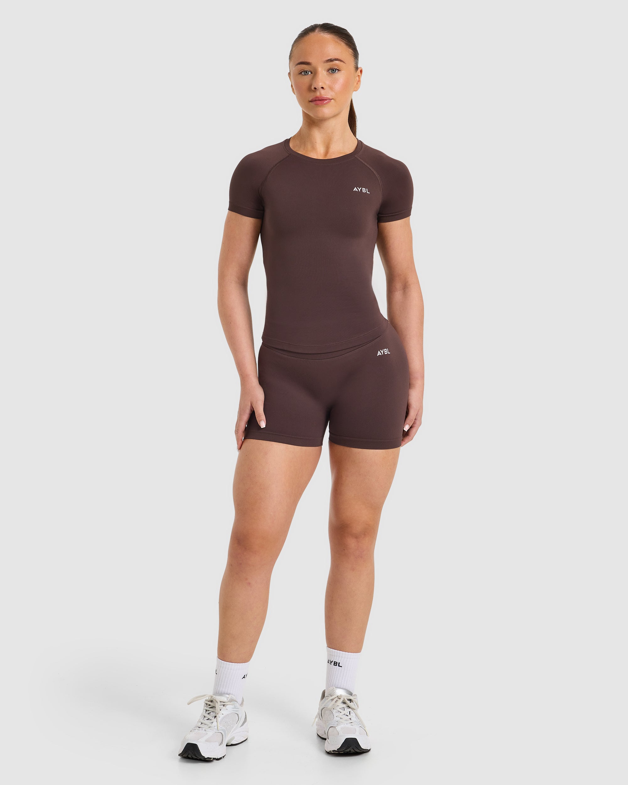 Enhance Seamless Short Sleeve Top - Cocoa Brown