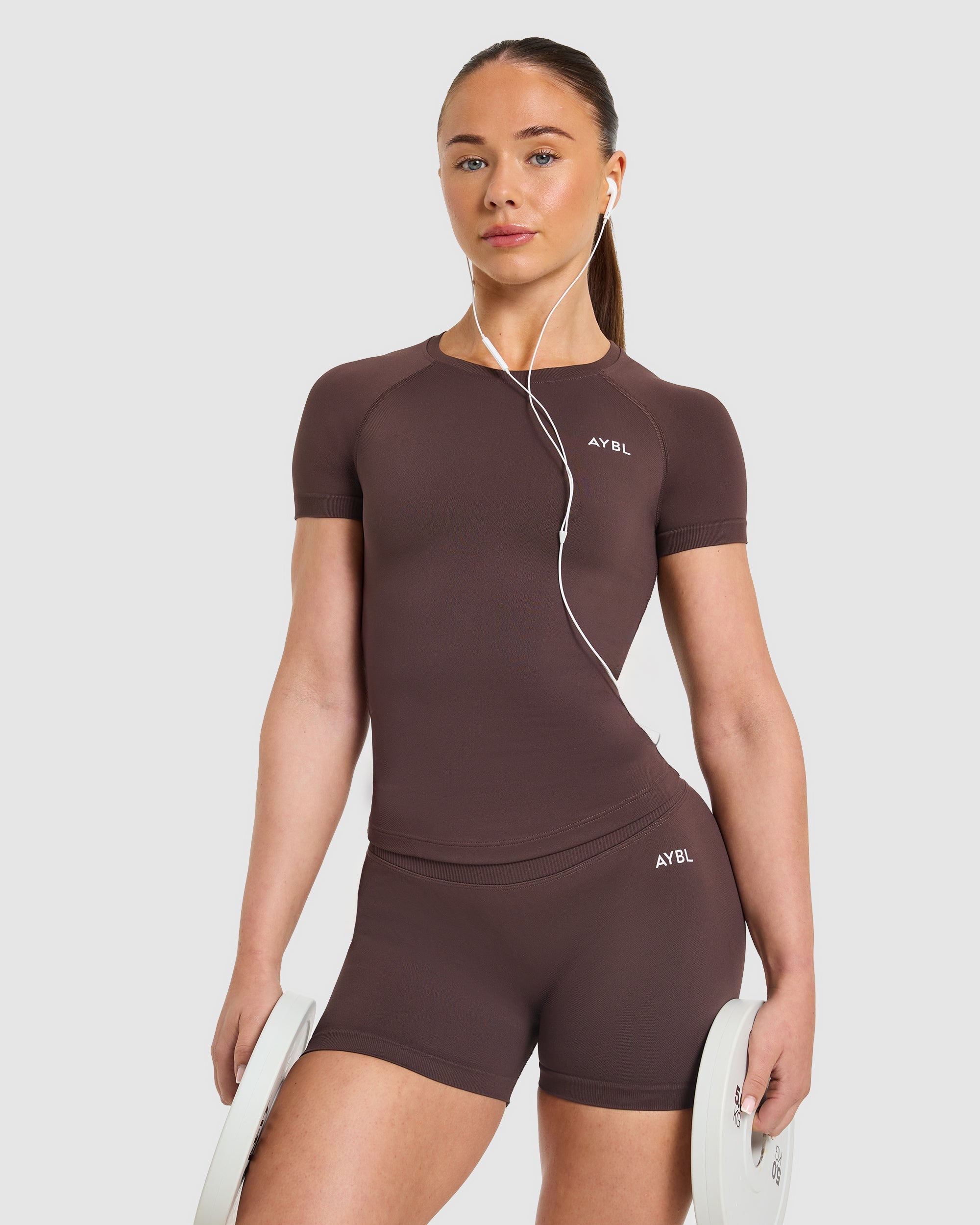 Enhance Seamless Short Sleeve Top - Cocoa Brown