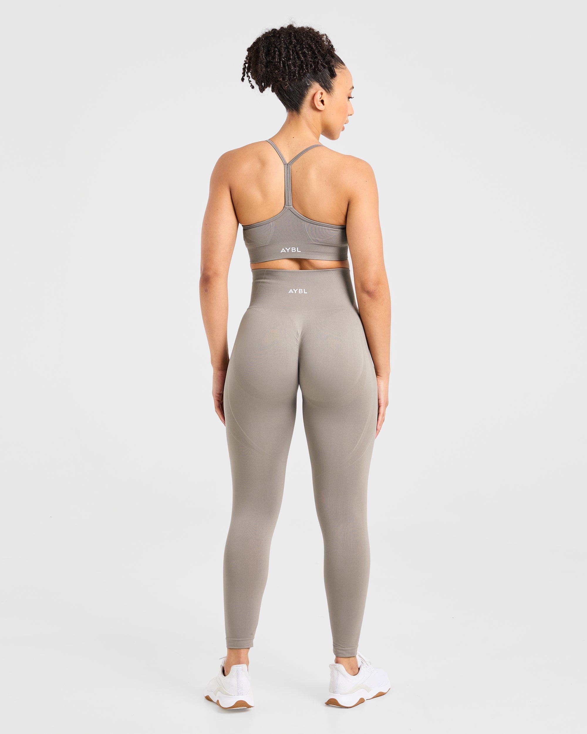 Empower Seamless Sports Bra - Taupe