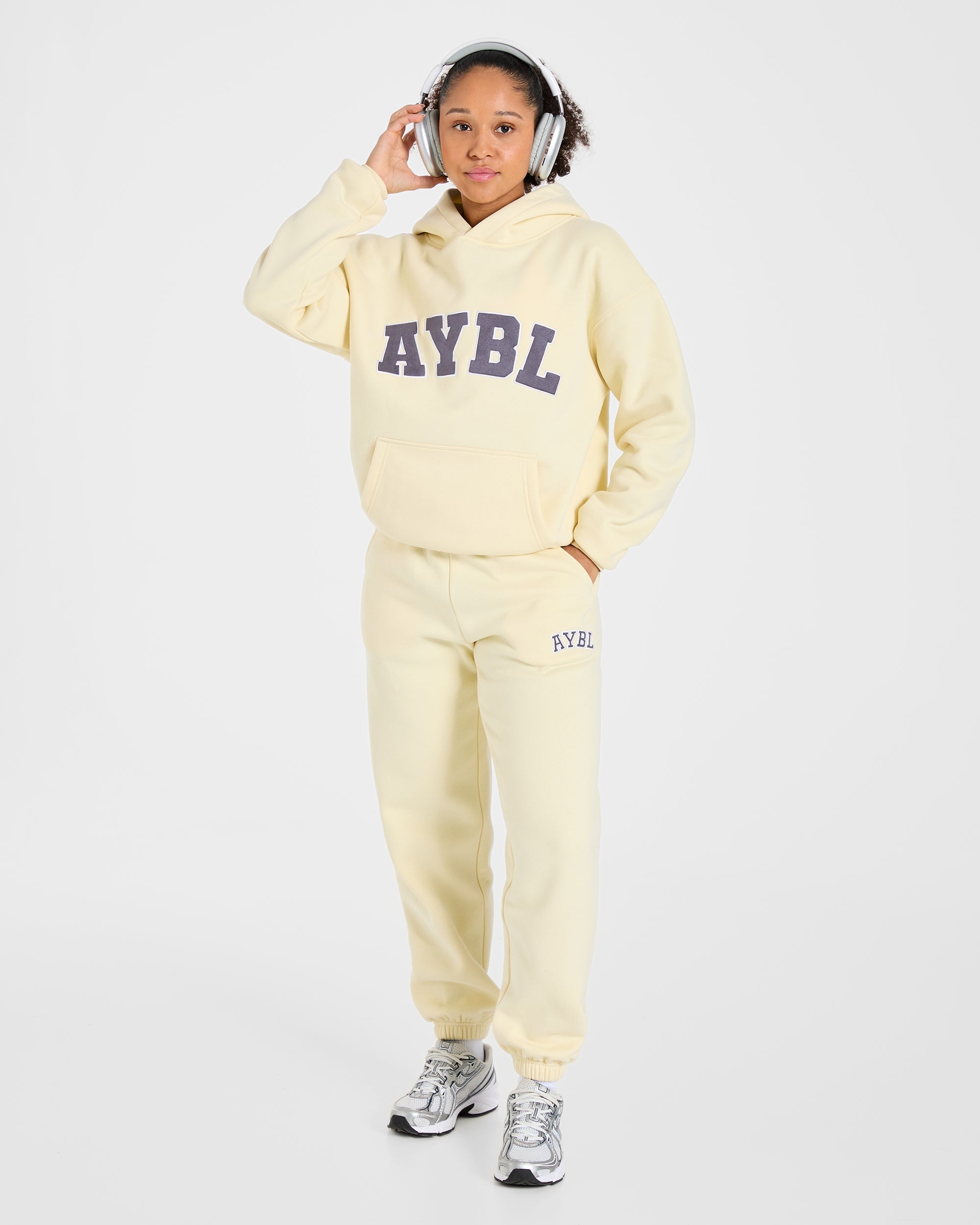 Varsity 2.0 Oversized Joggers - Butter Yellow