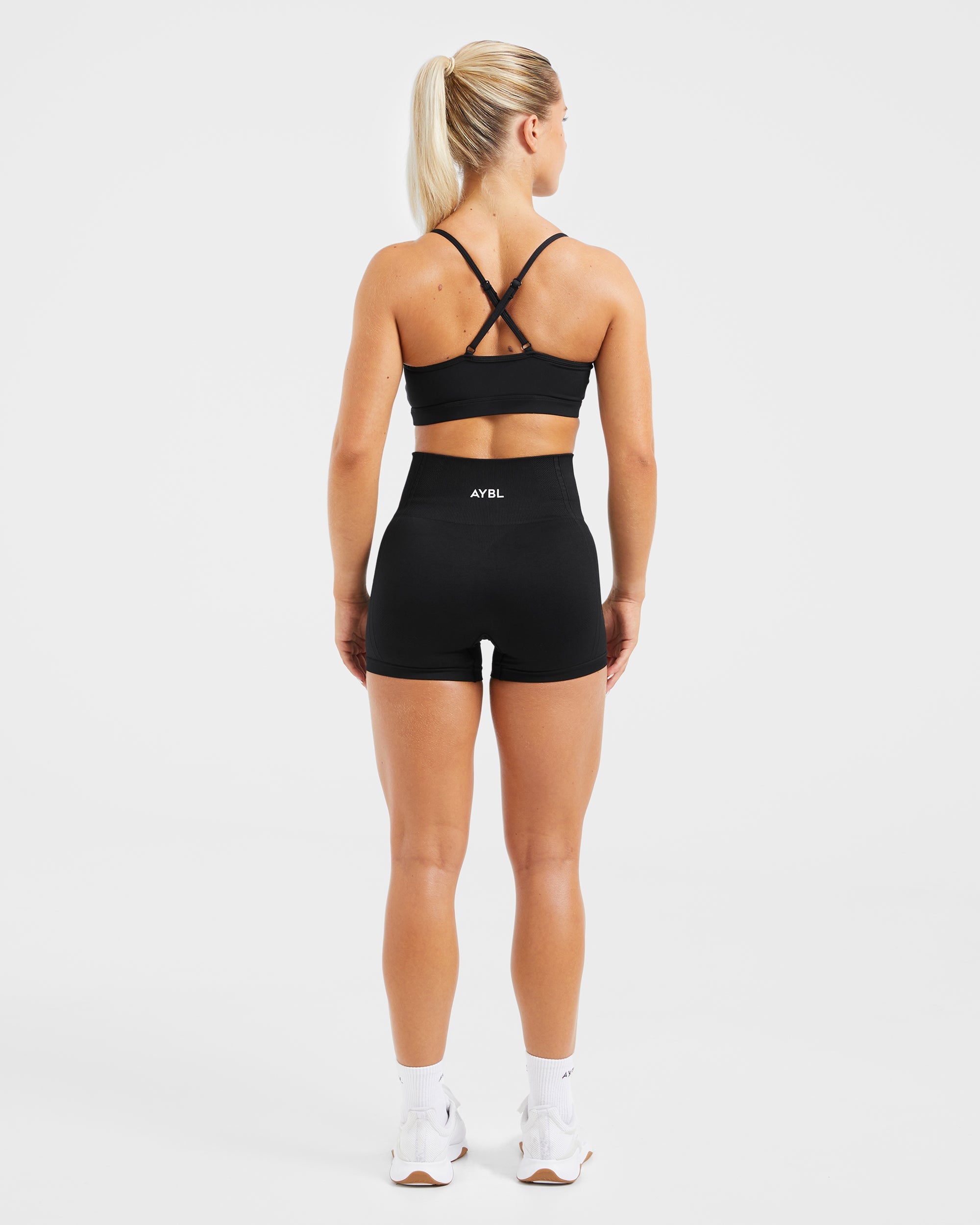 Essential V Neck Sports Bra - Black