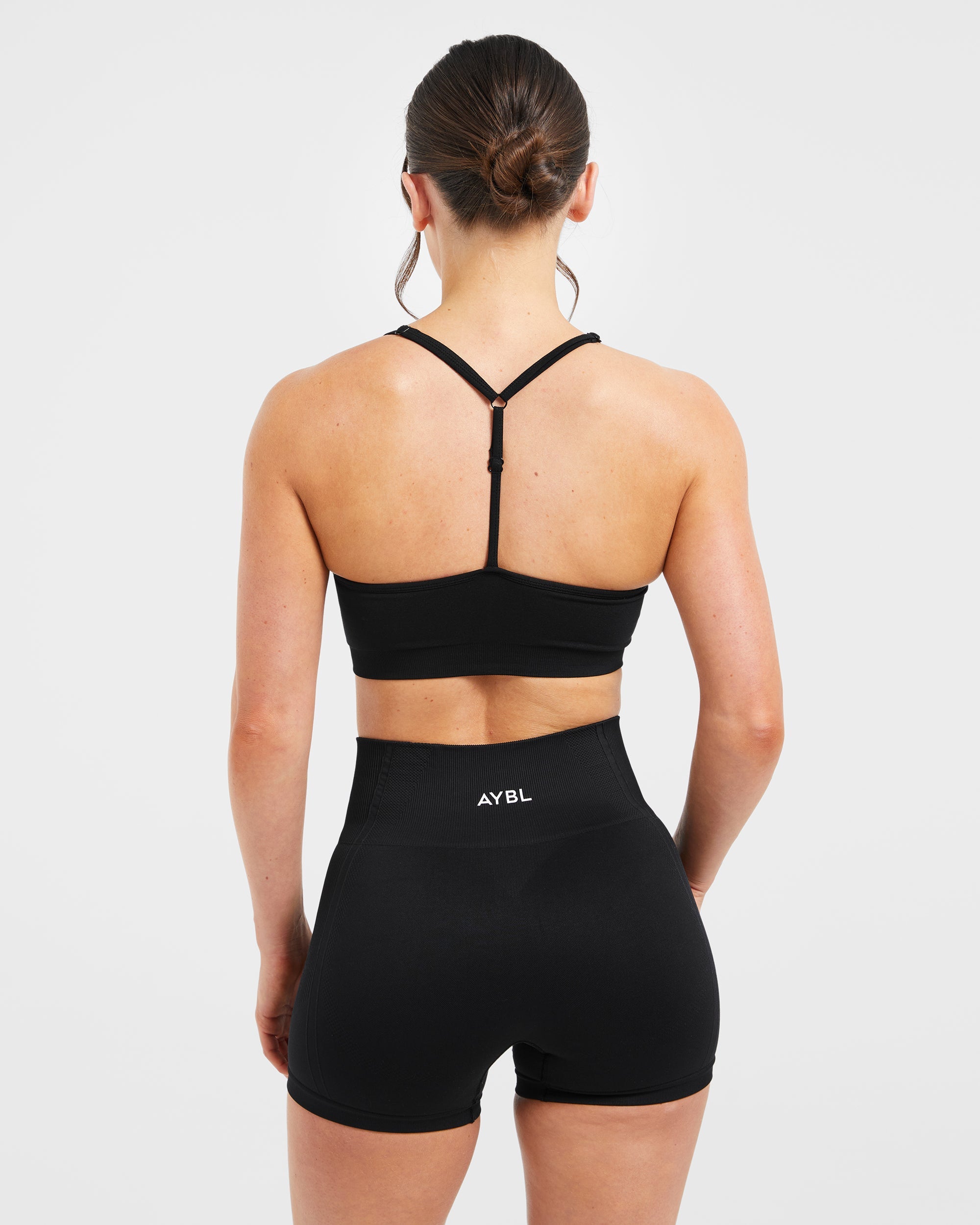 Essential Seamless V Neck Sports Bra - Black