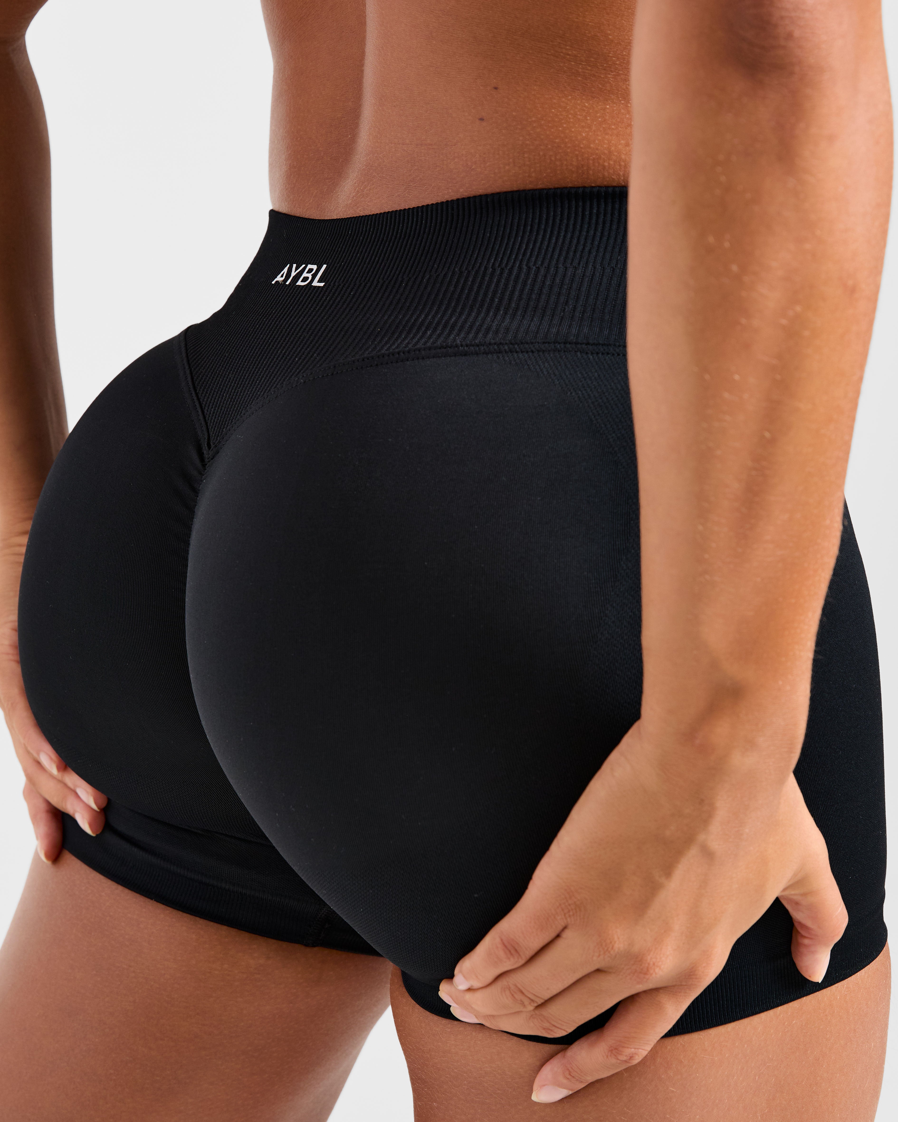 Enhance Seamless Shorts | 3.5" - Black