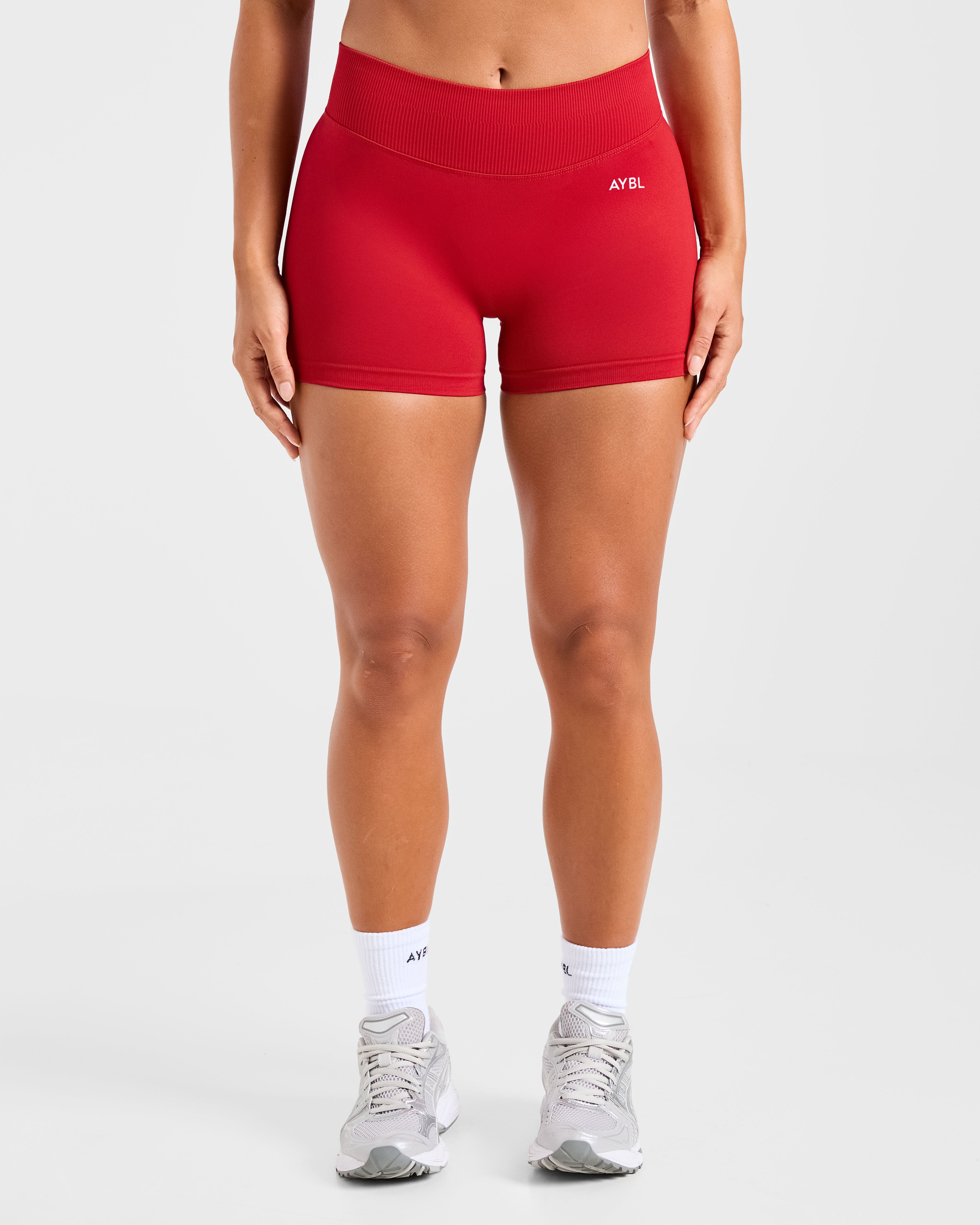 Enhance Seamless Shorts - Red