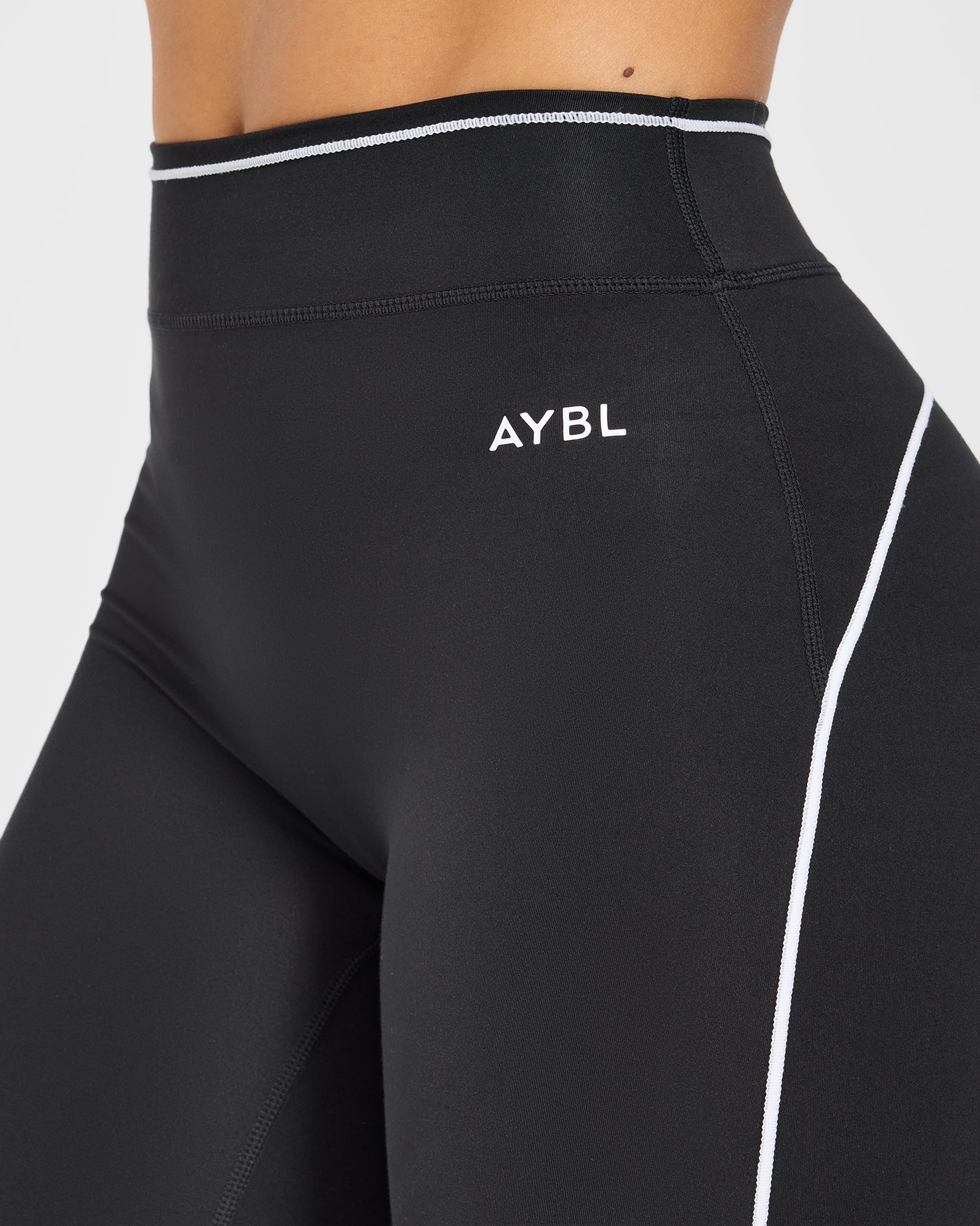 Form Flared Leggings - Black