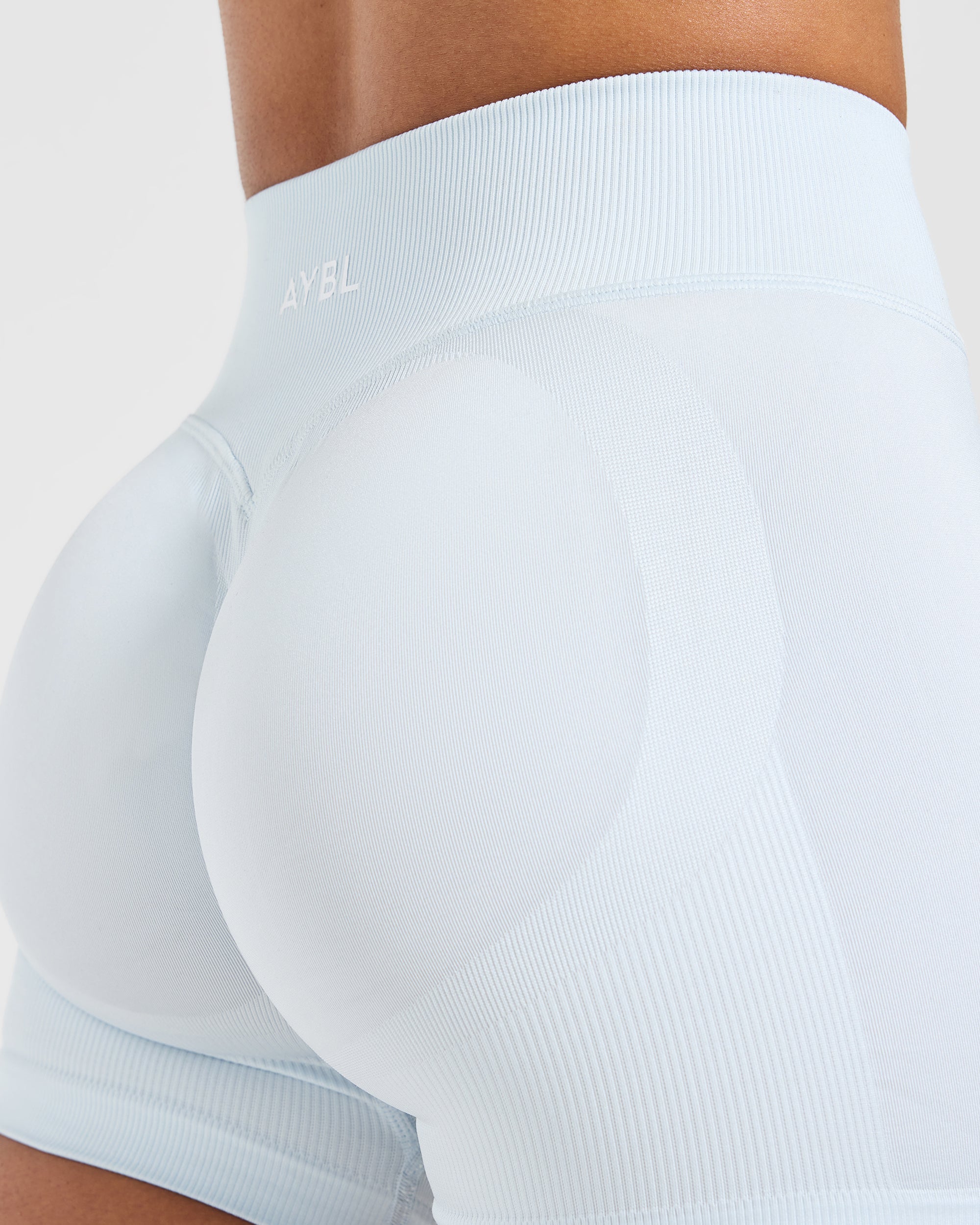 Adapt Seamless Shorts | 4.5" - Iced Blue