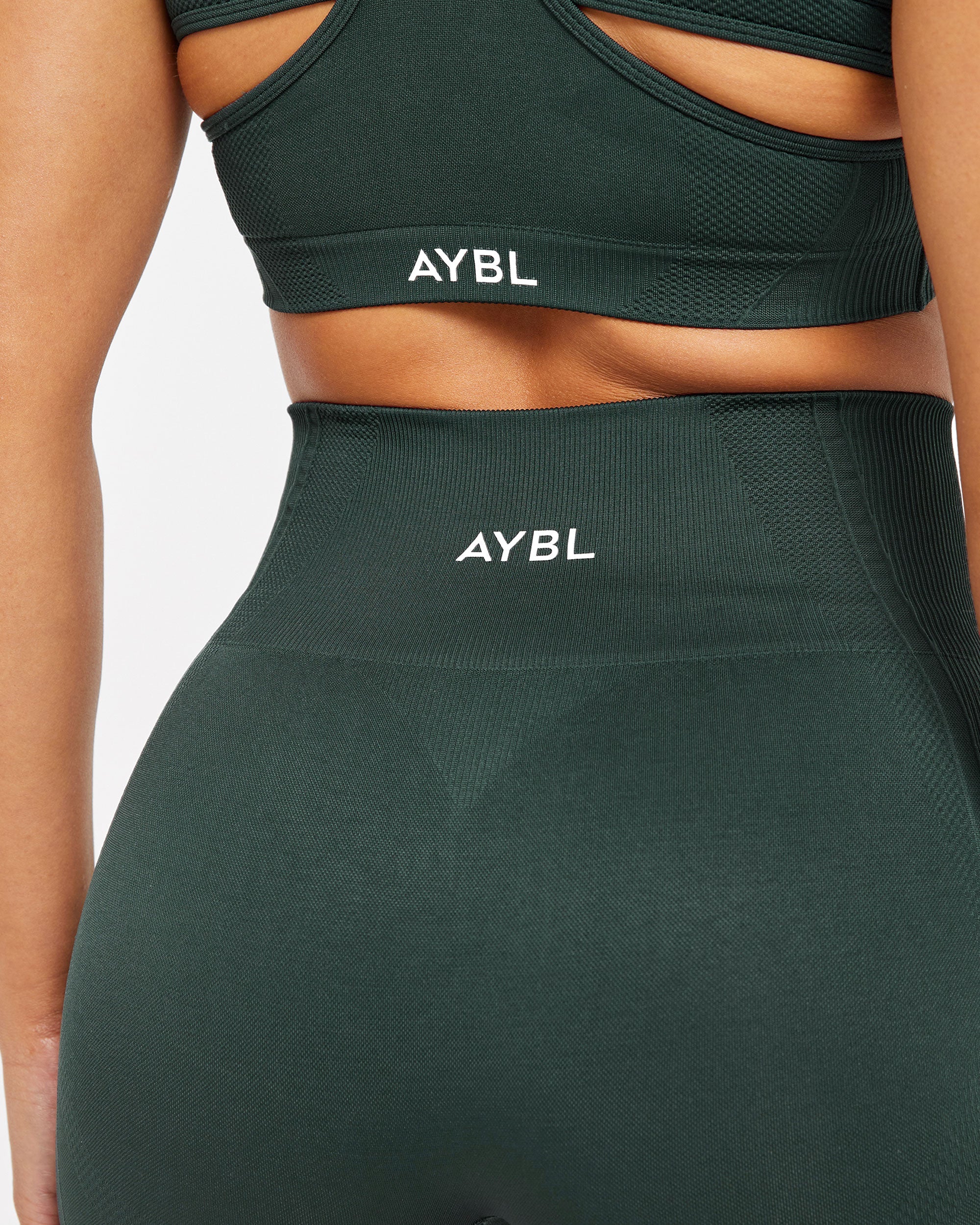 Balance V3 Seamless Shorts - Dark Green