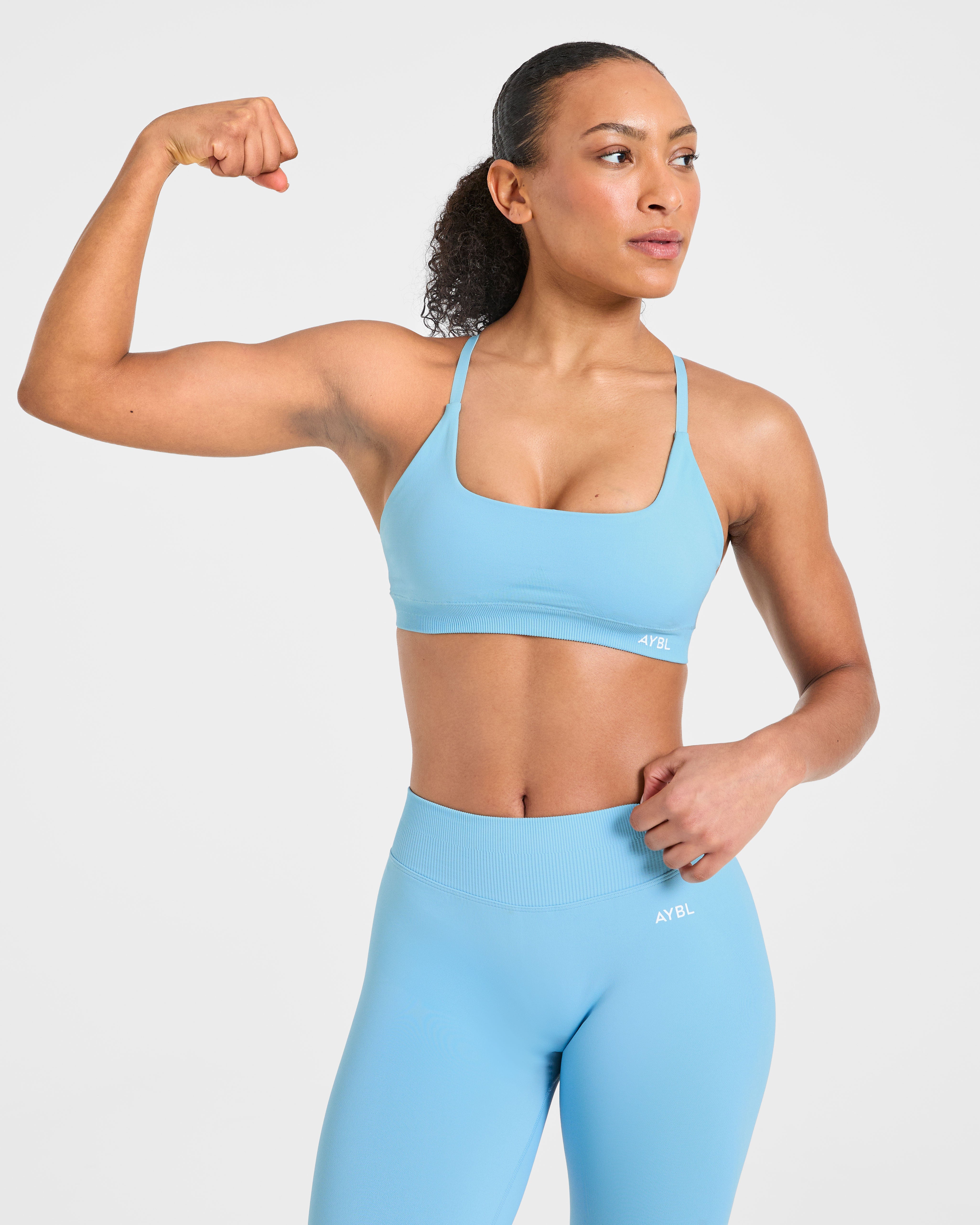 Enhance Seamless Sports Bra - Powder Blue