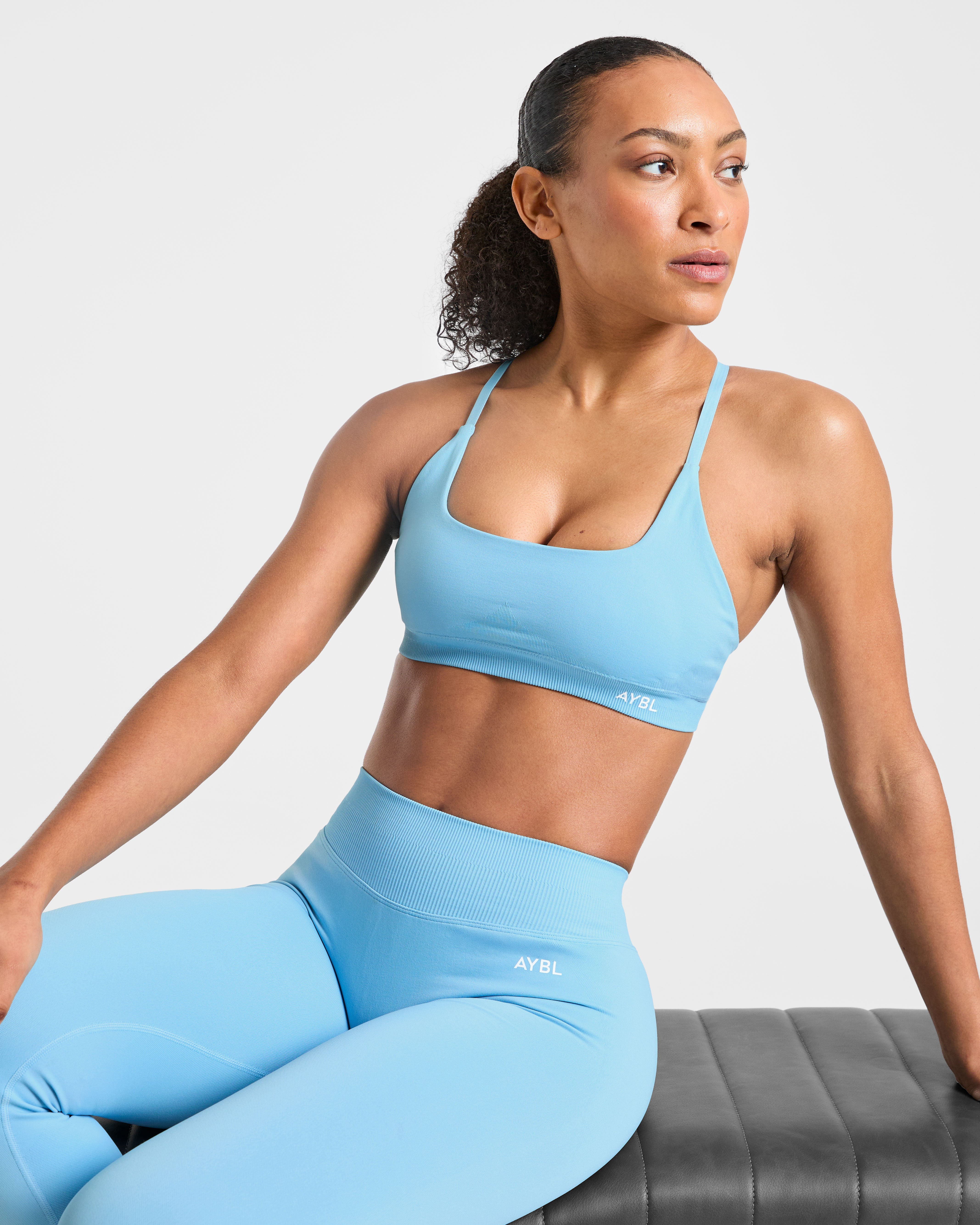 Enhance Seamless Sports Bra - Powder Blue