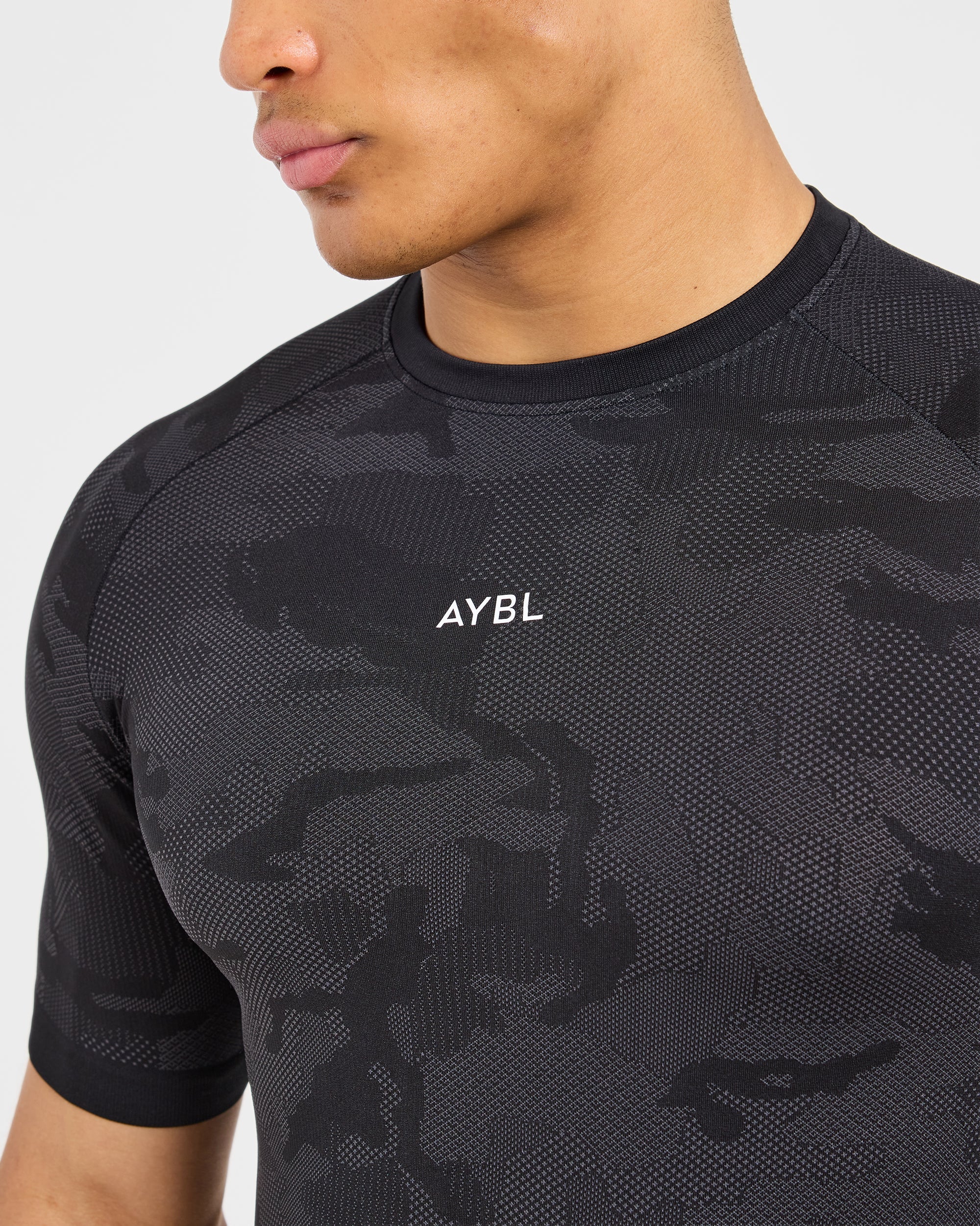 Camo Seamless T Shirt - Black