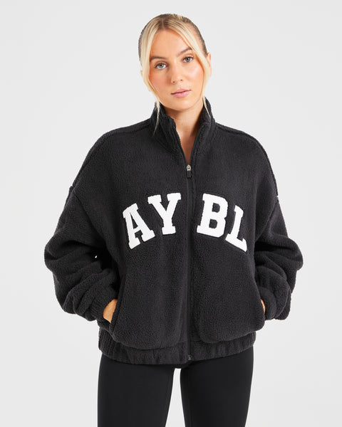 ★ Urbandtype.★ Padded Fleece Varsity Jacket Black UBDWJP0 The Varsity Jacket - Varsity Shop