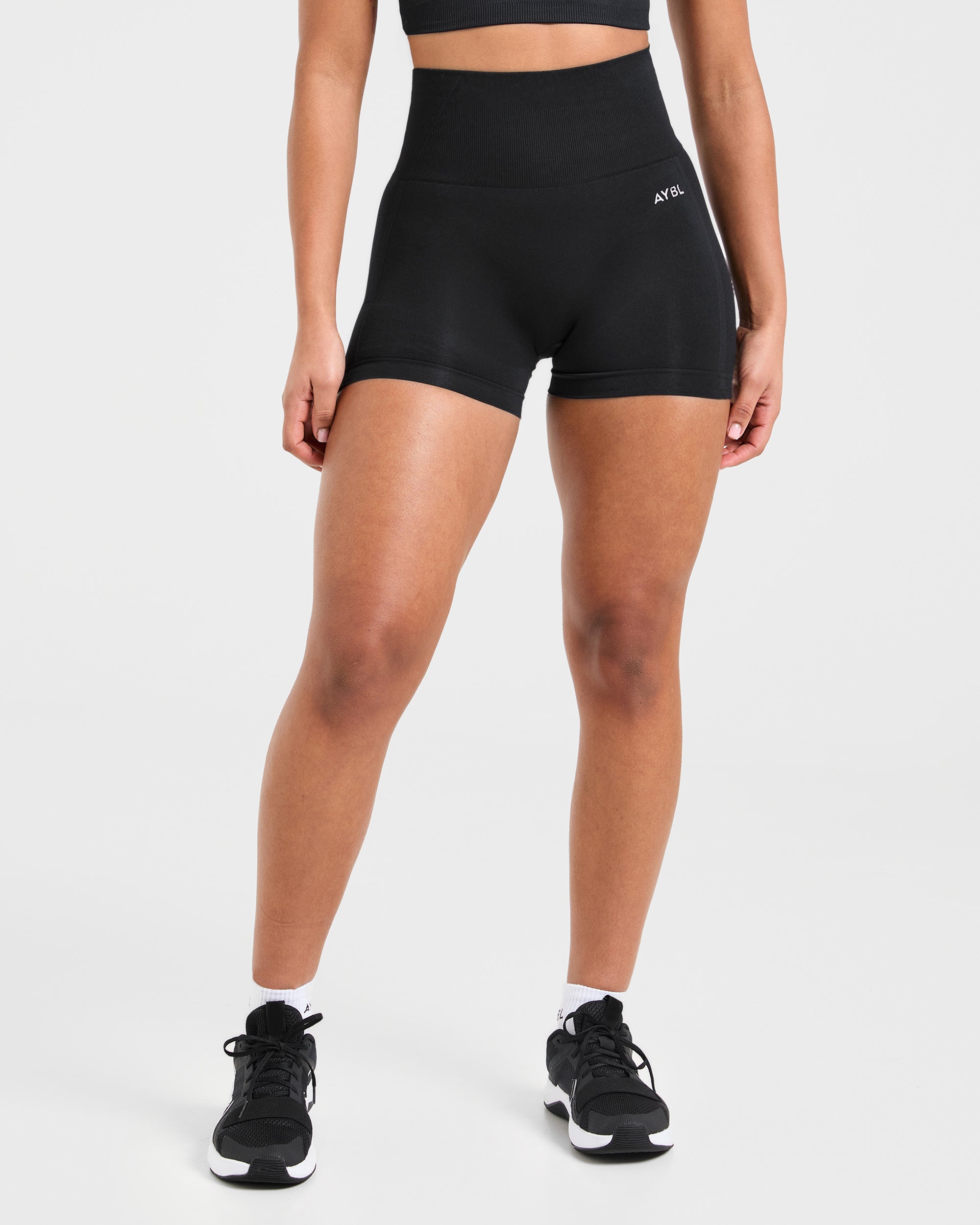 Nahtlose Empower-Shorts – Schwarz