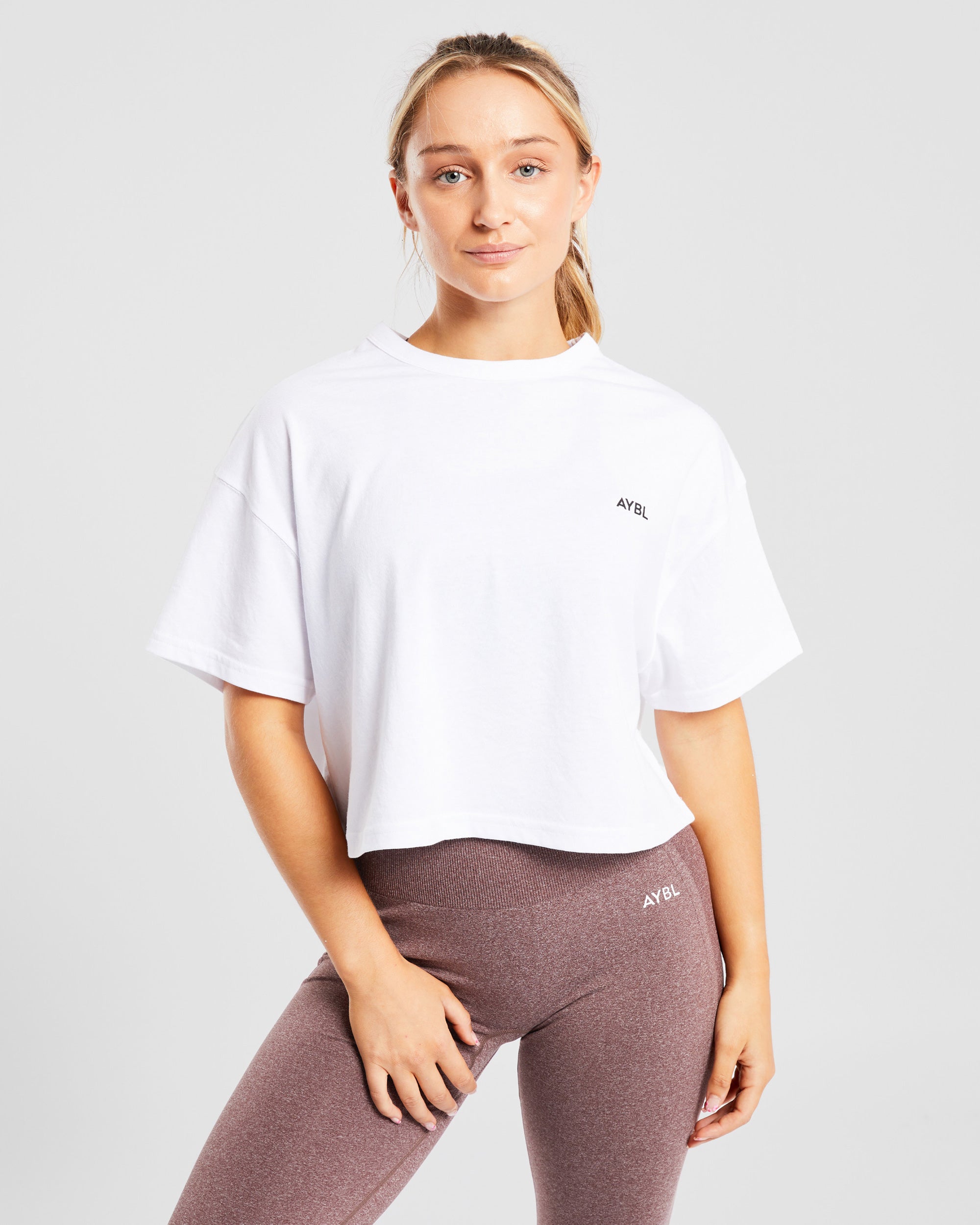 Essential Crop T-Shirt in Übergröße – Weiß