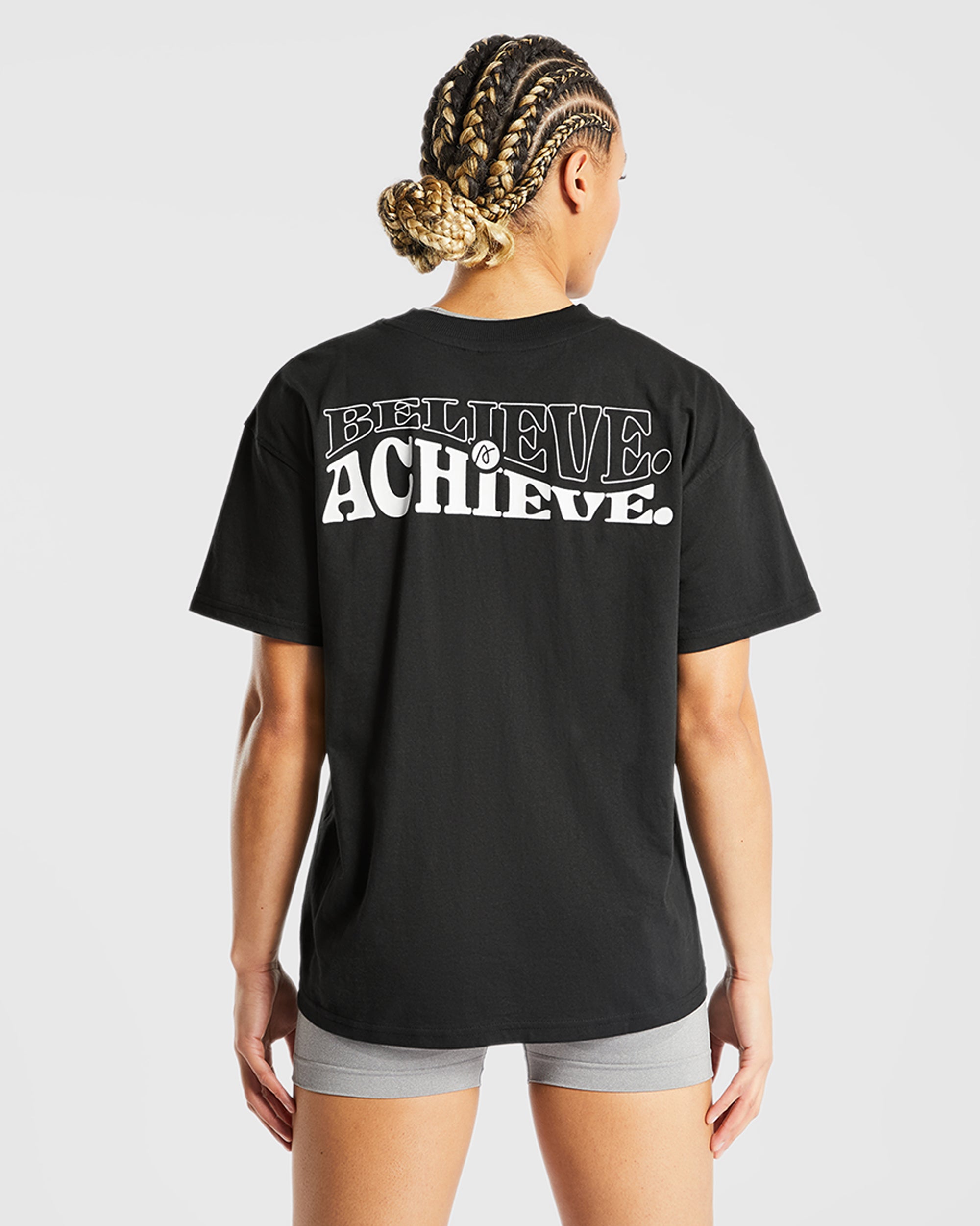 Believe Achieve Übergroßes T-Shirt – Schwarz