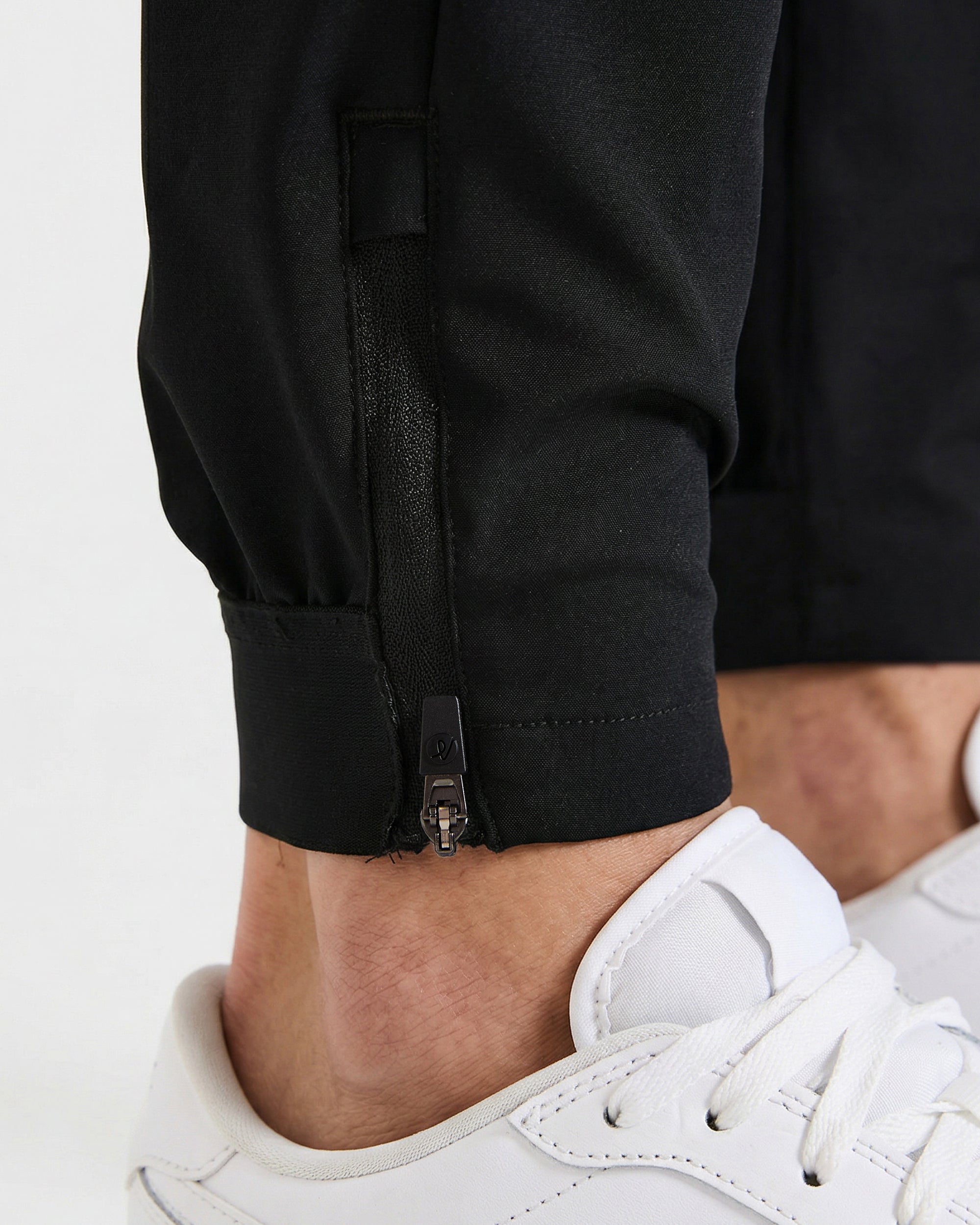 Precision Joggers - Black