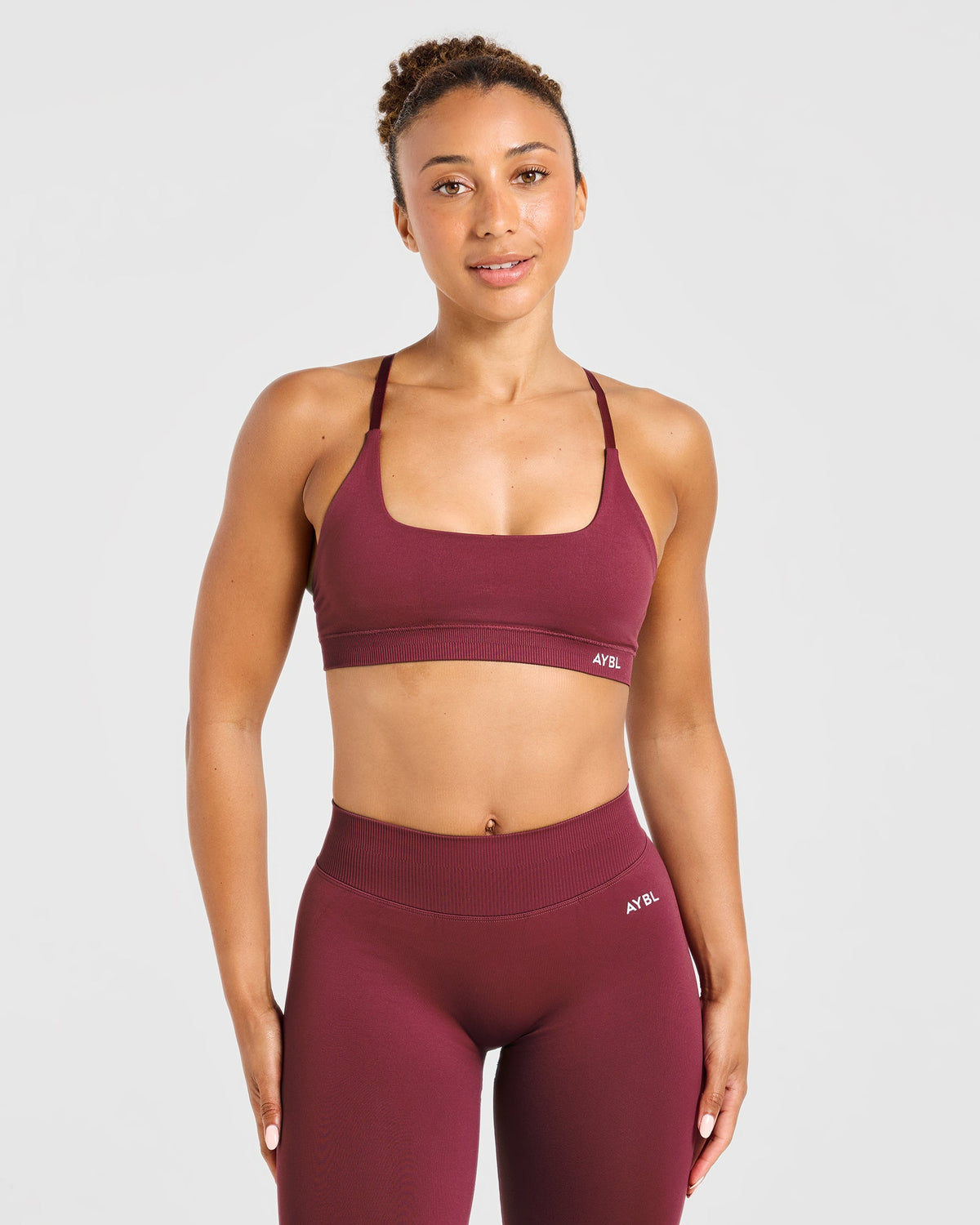 Enhance Seamless Sports Bra - Mahogany Red