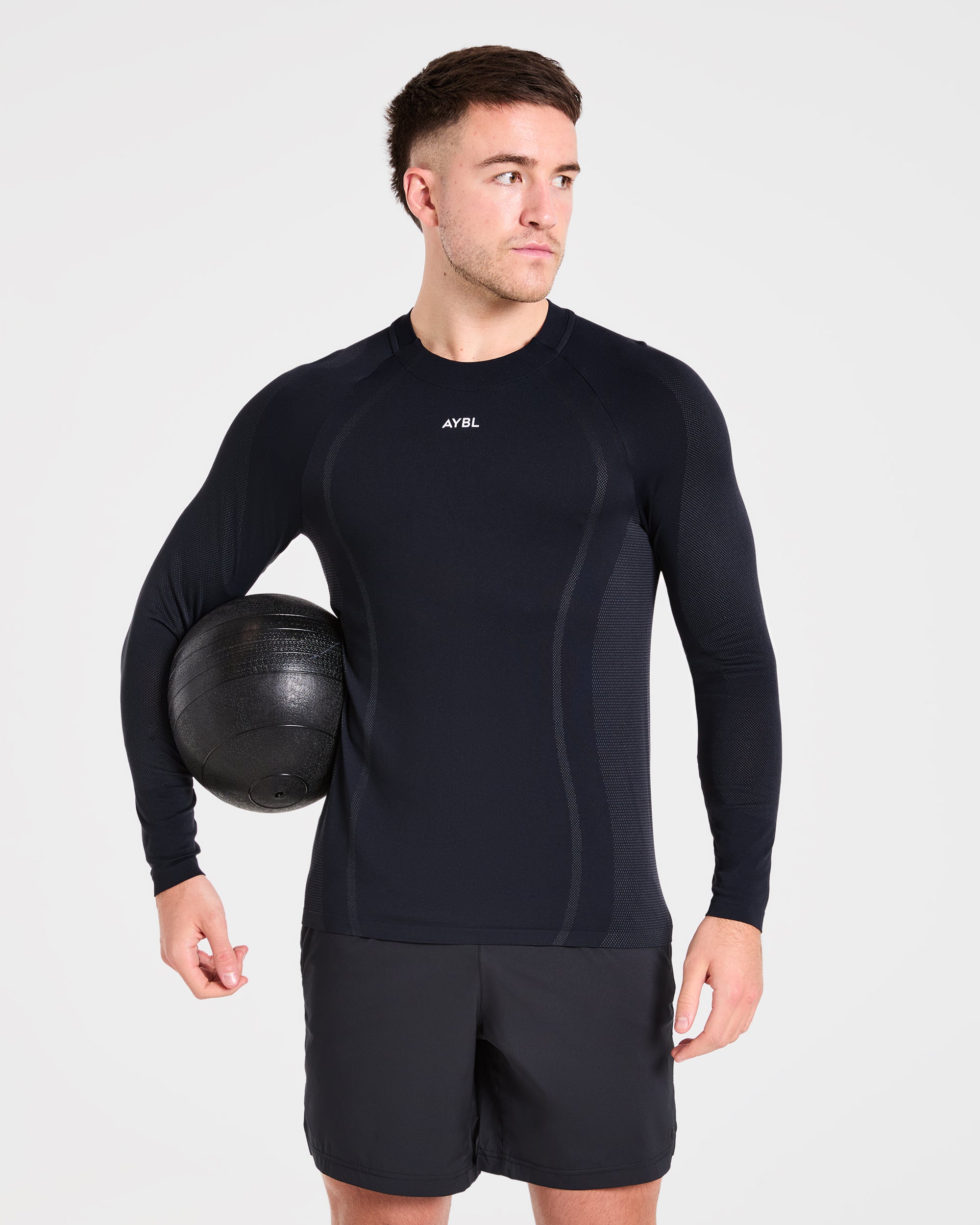 Attain Seamless Long Sleeve T Shirt - Black