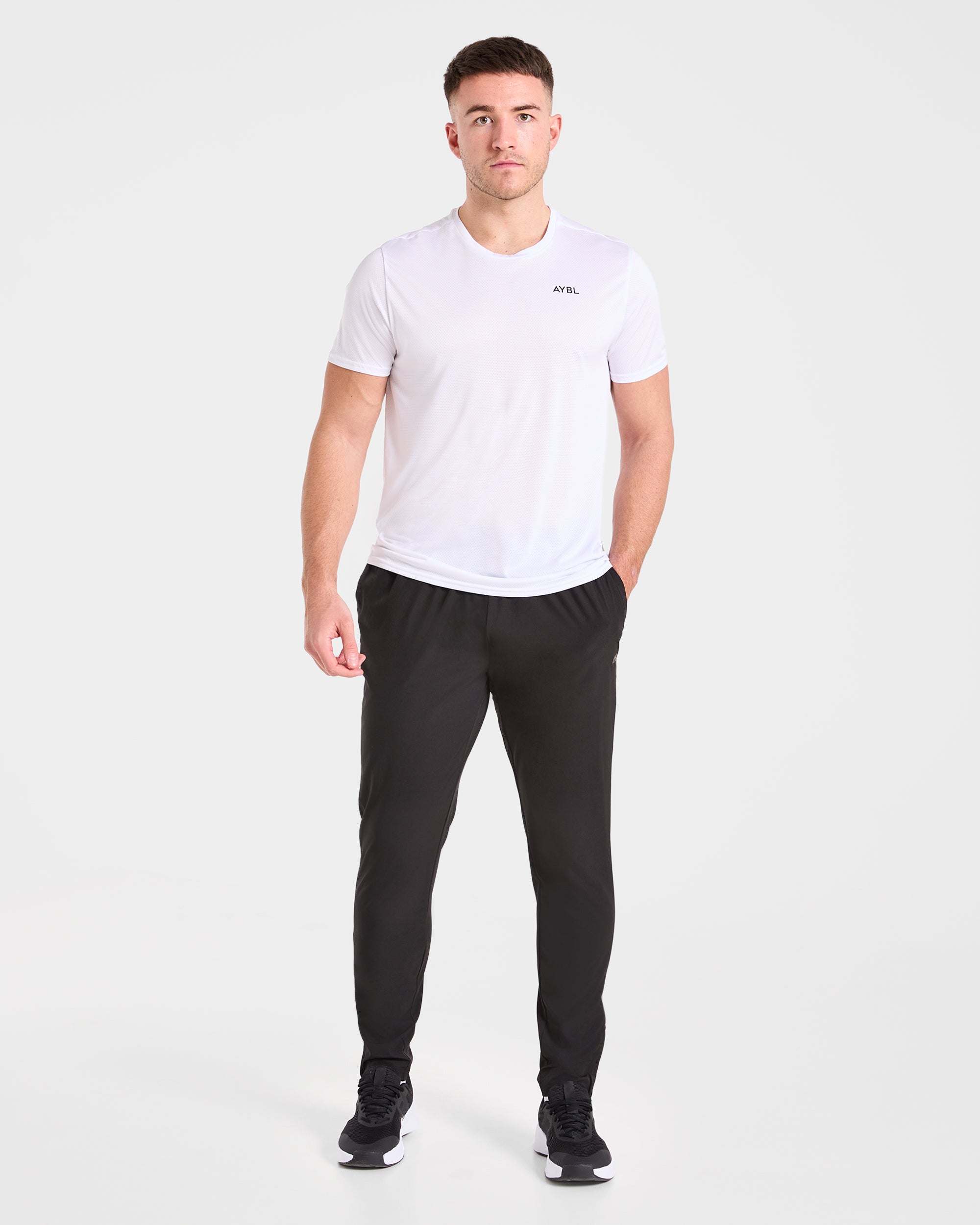 Ascend Woven Joggers - Black