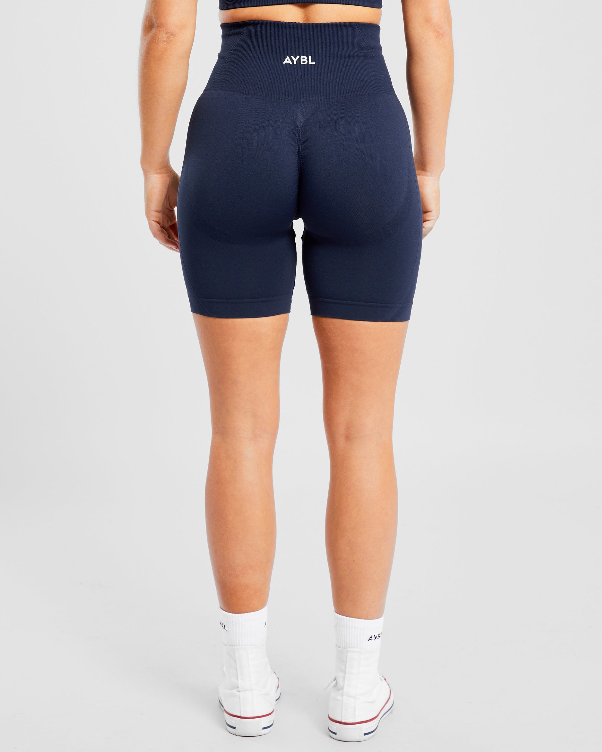 Empower Seamless Cycling Shorts - Navy