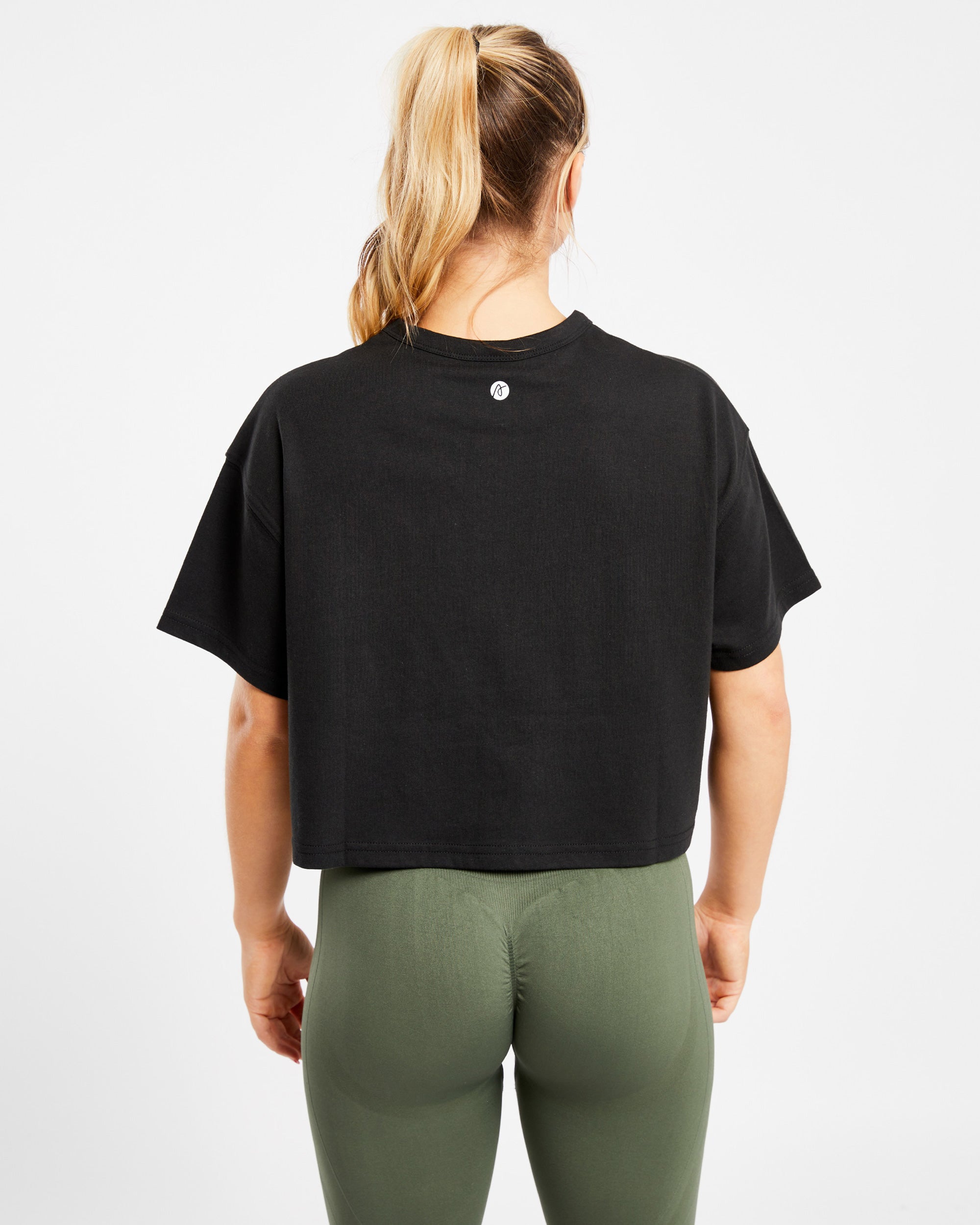 Essential übergroßes Crop-T-Shirt – Schwarz