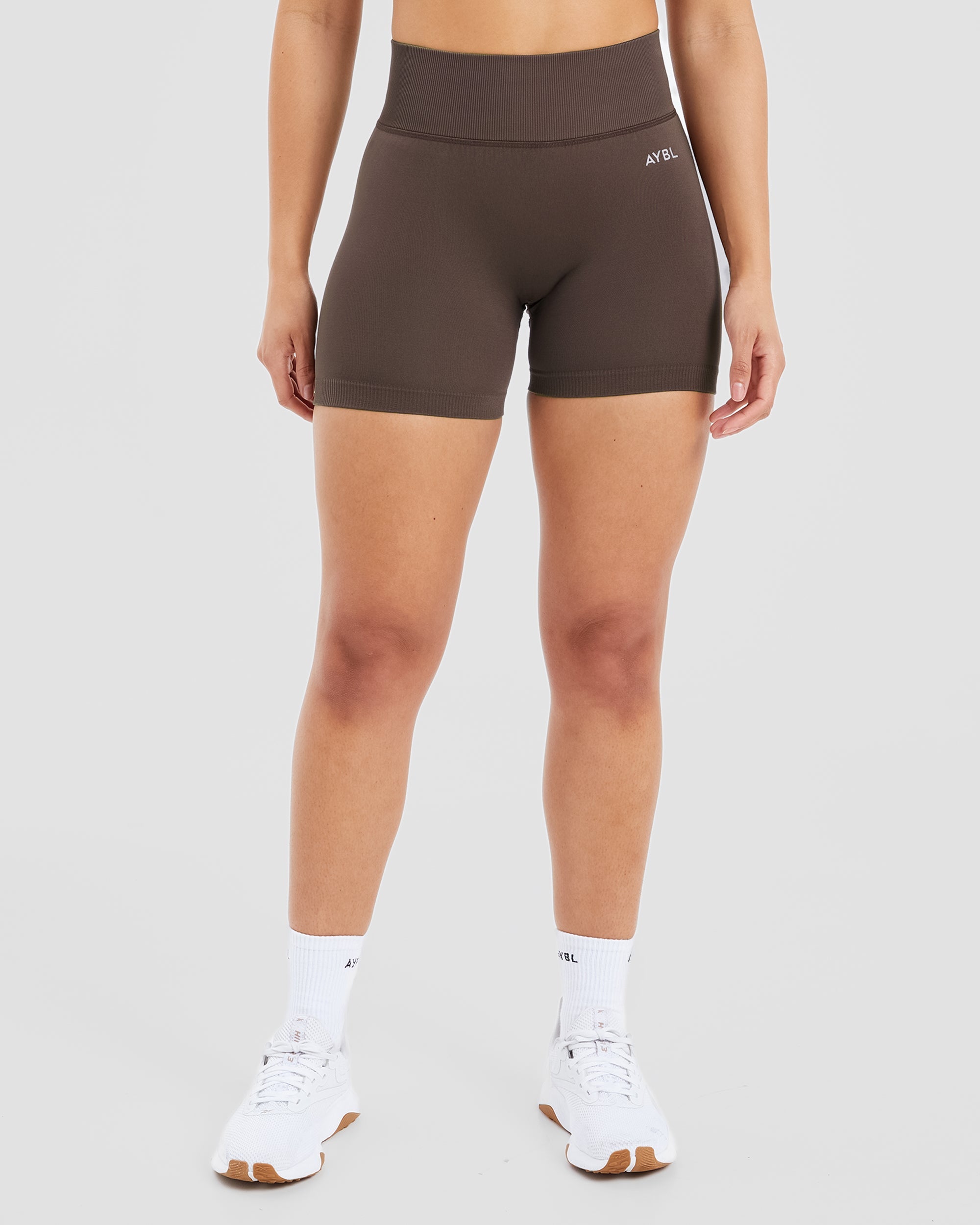 Adapt Seamless Shorts - Brown