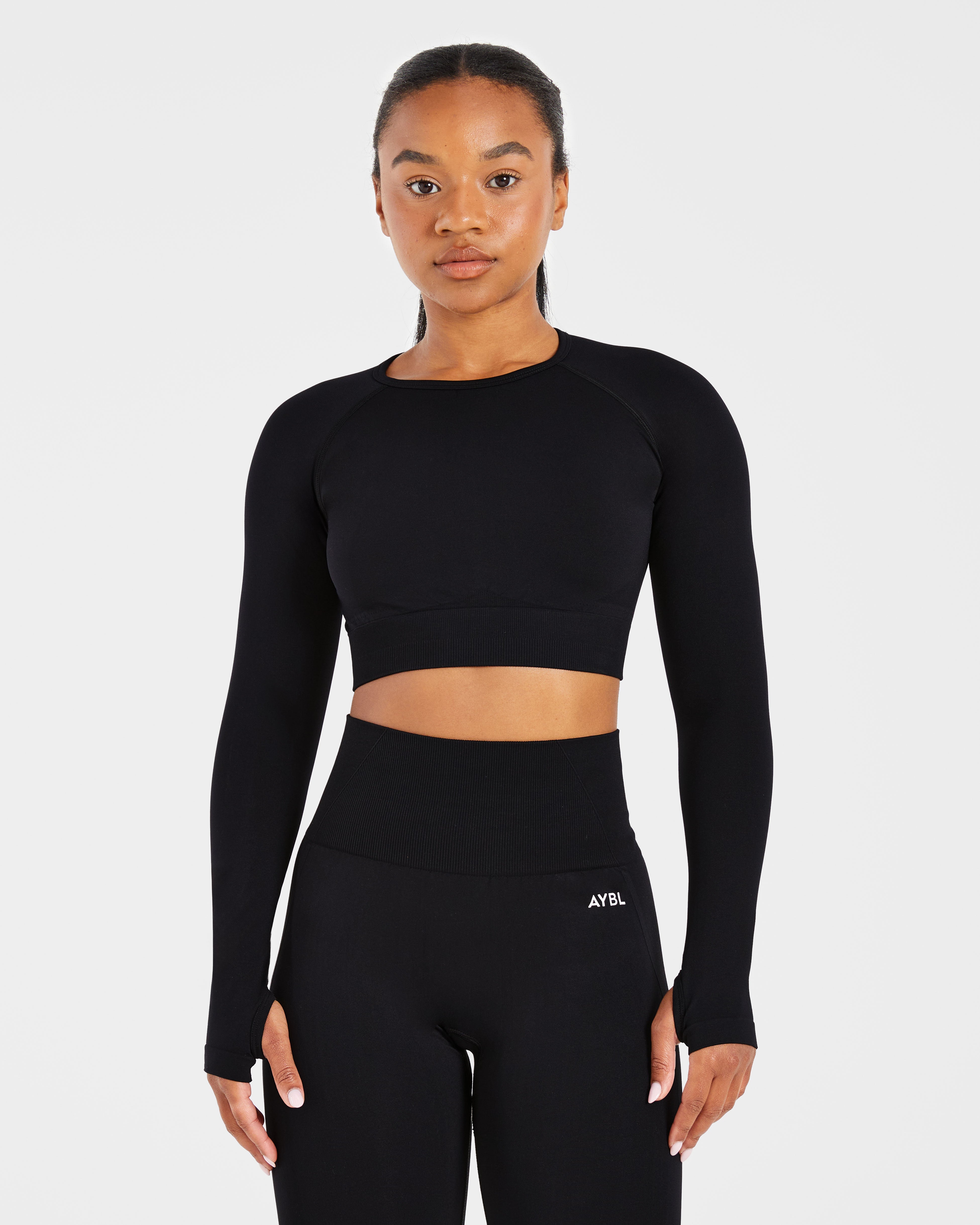 Empower Nahtloses Langarm-Crop-Top – Schwarz
