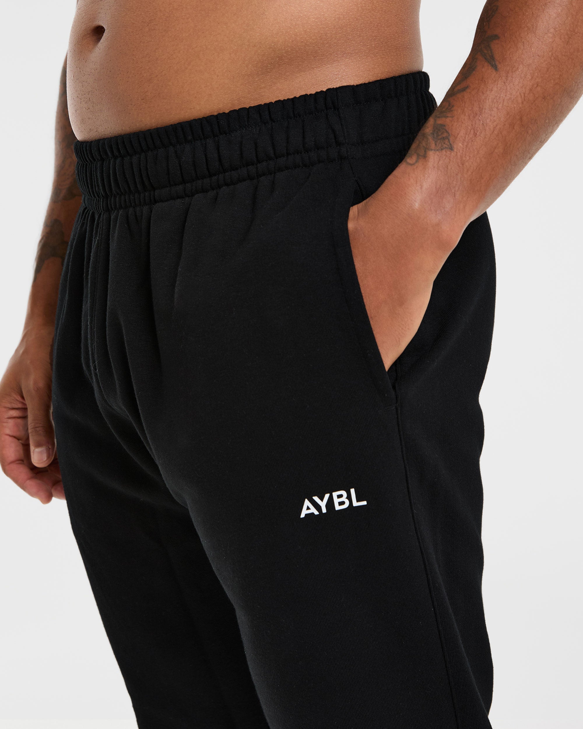 Essential Lightweight Joggers - Black