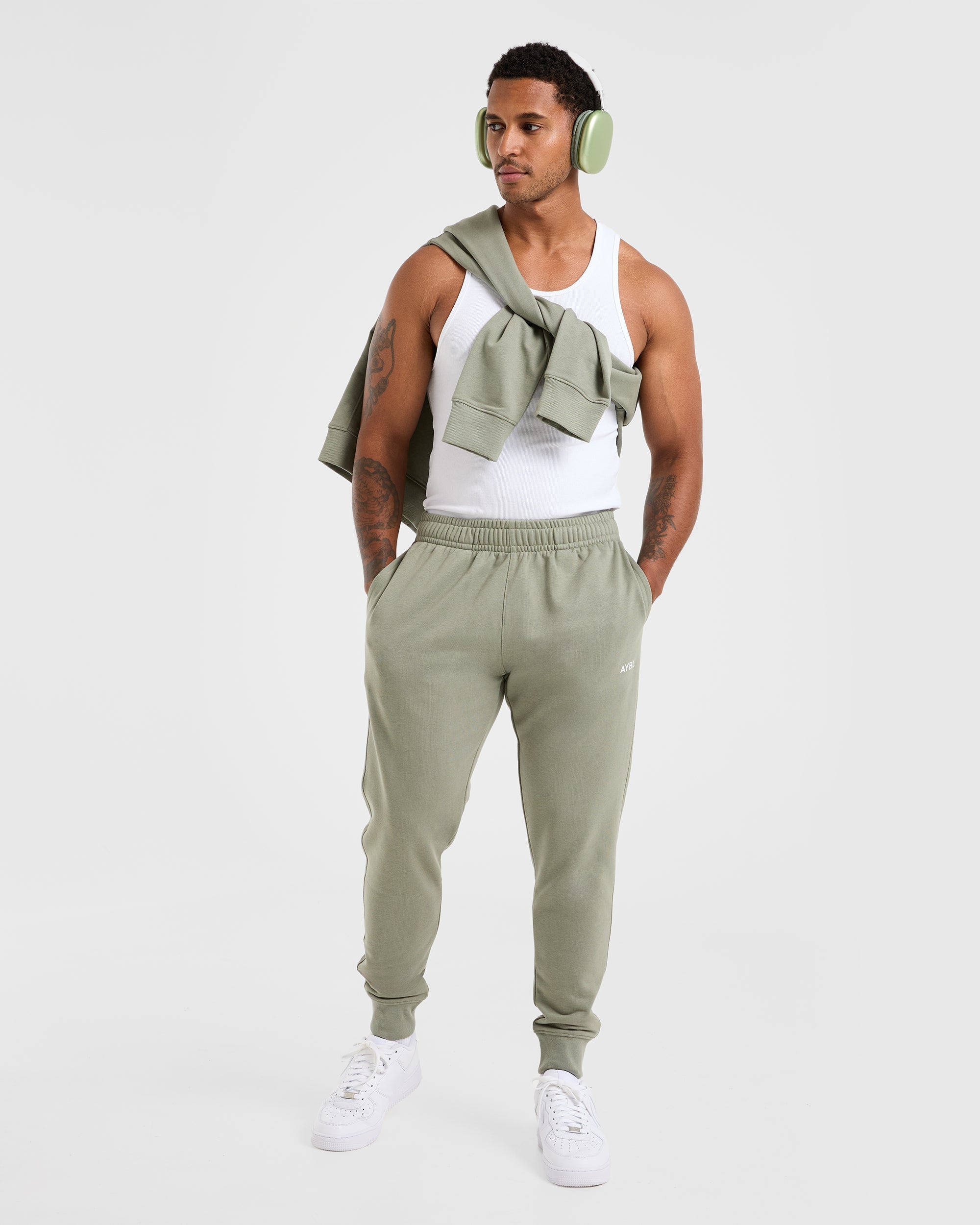 Essential Lightweight Joggers - Washed Sage