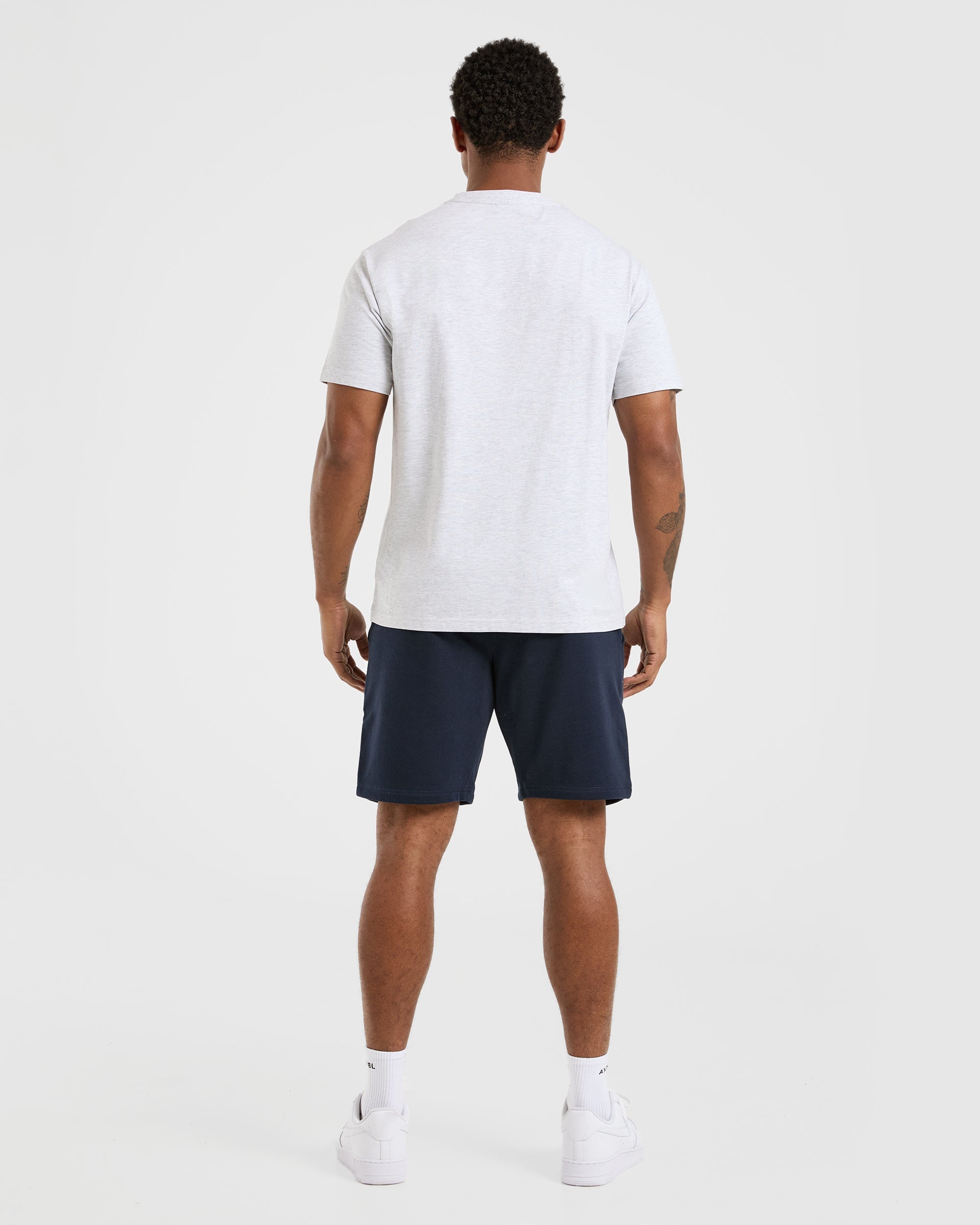 Essential Lightweight 7" Shorts - Navy