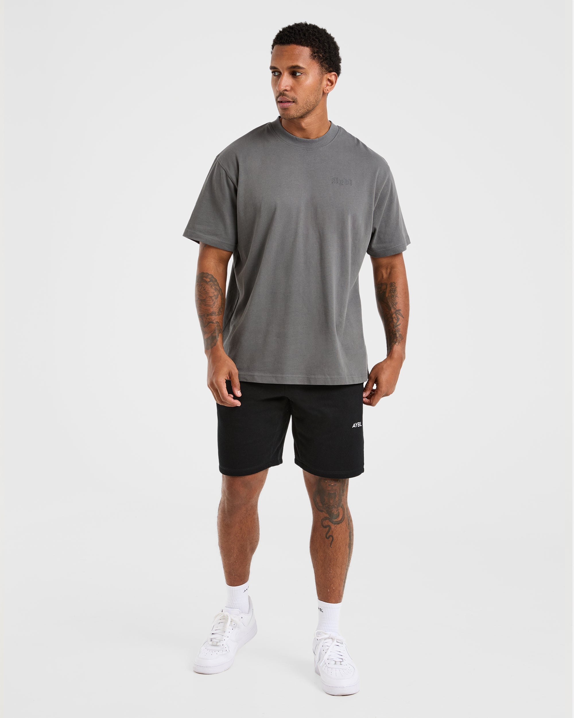 Essential Lightweight 7" Shorts - Black