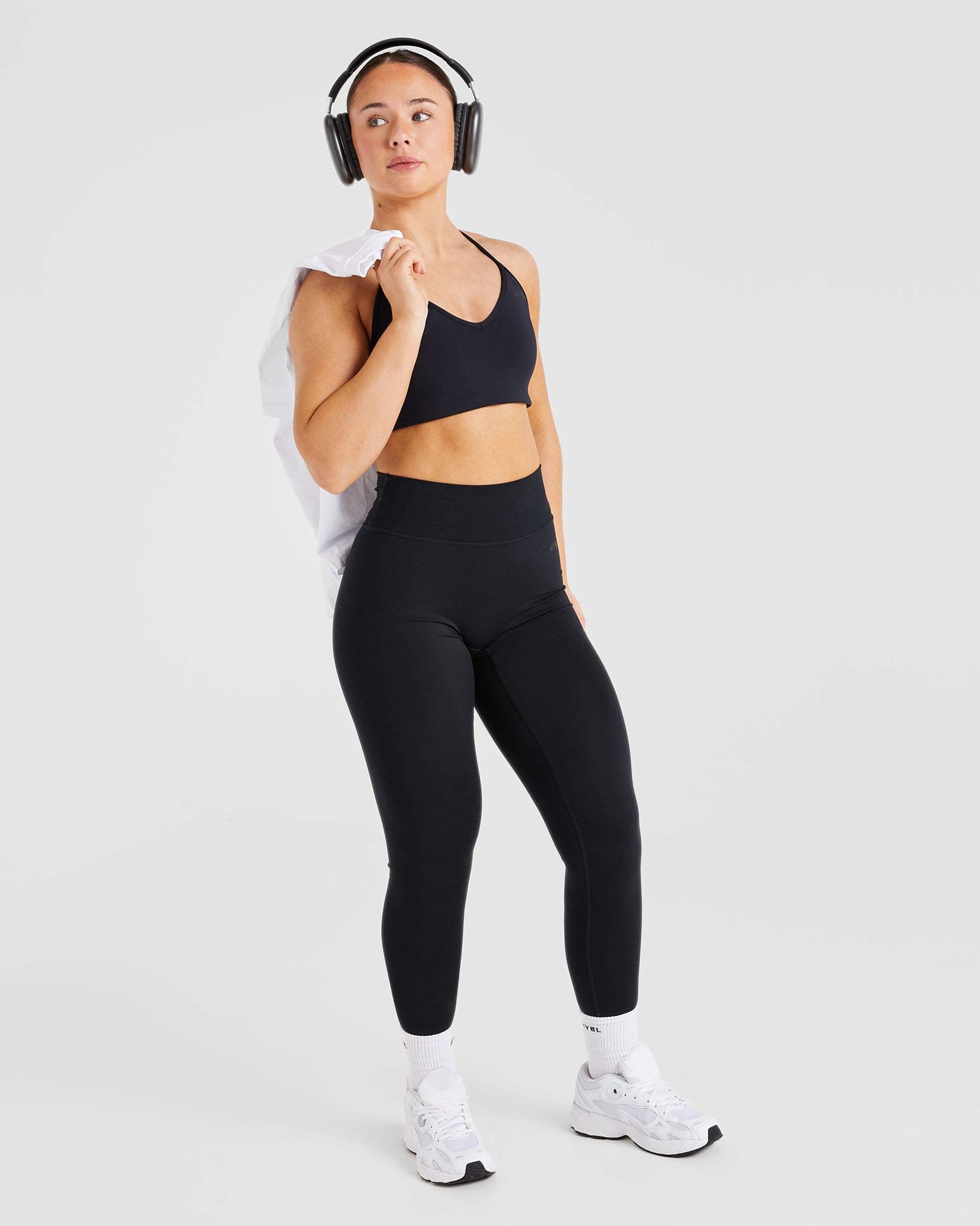 Essential Crossback Sports Bra - Black