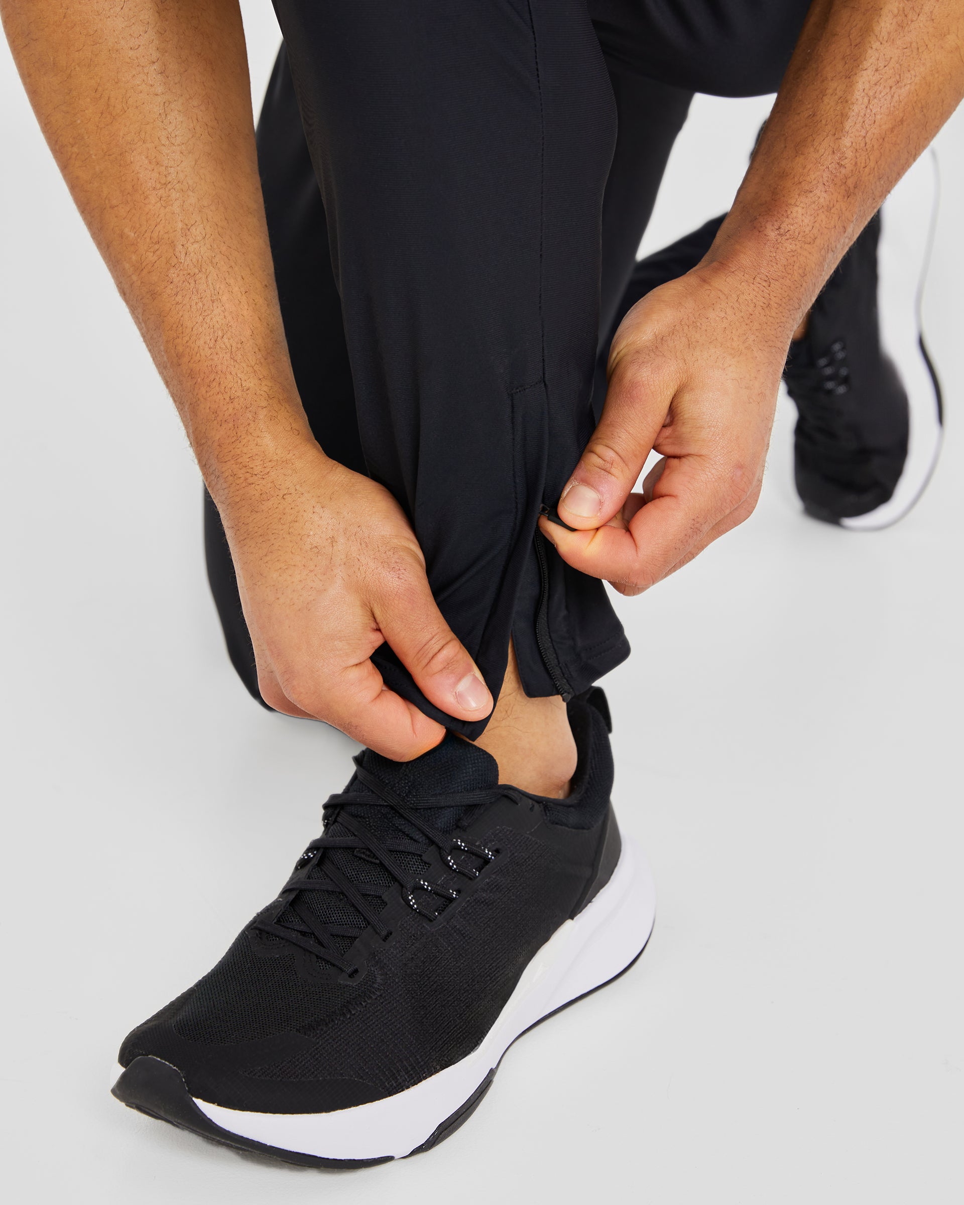 Ascend Zip Joggers - Black