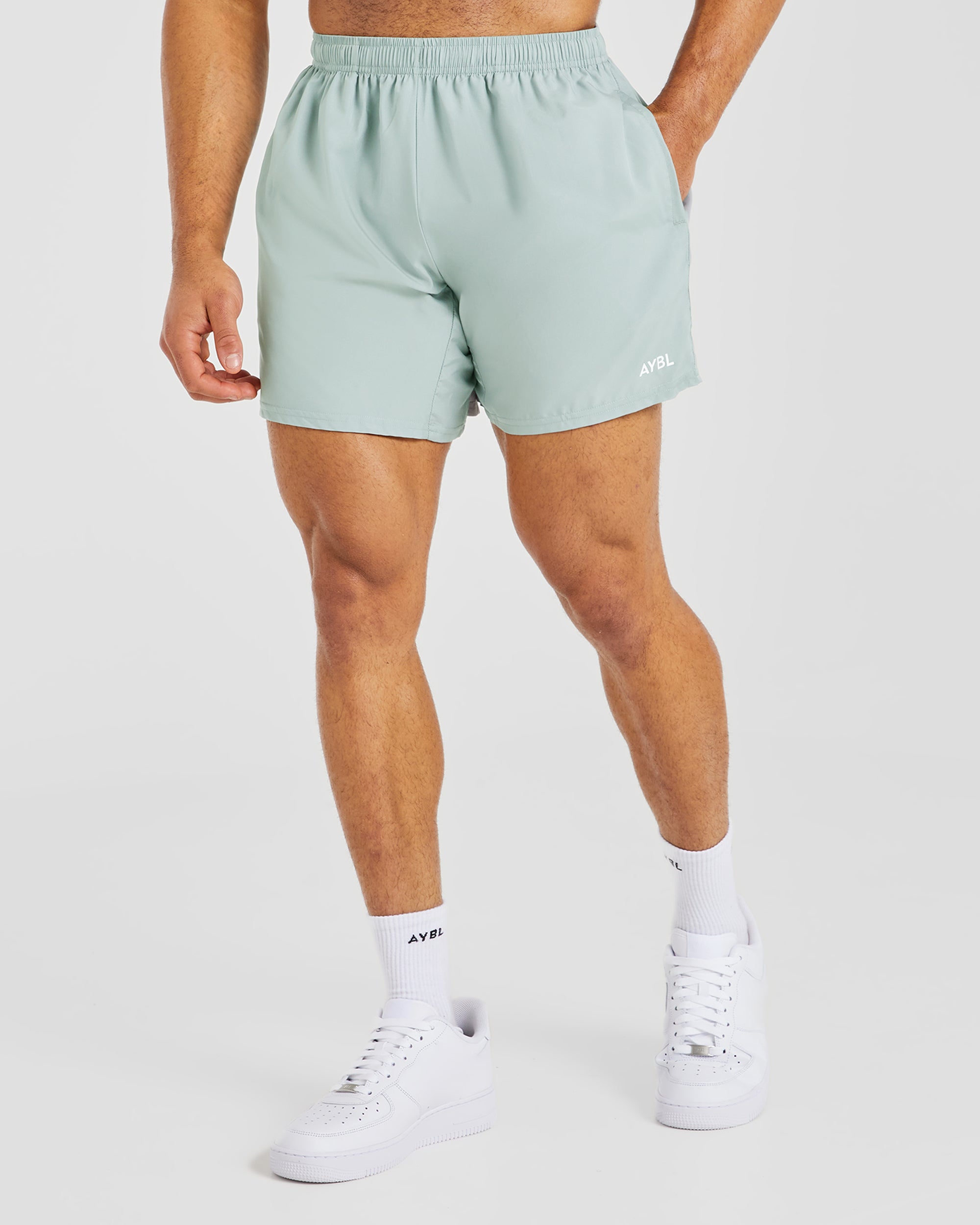 Core 5" Shorts – gewaschener Salbei