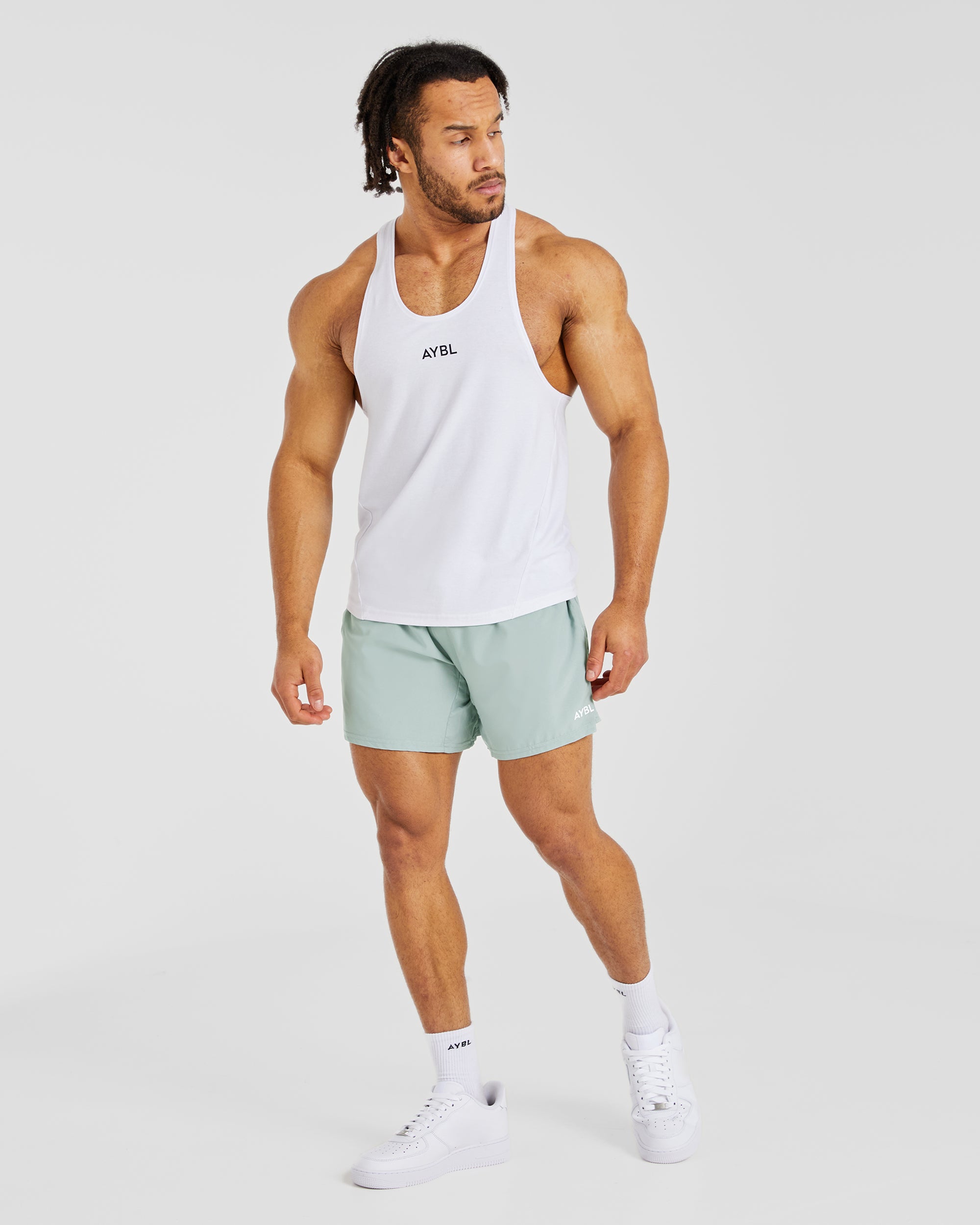 Core 5" Shorts – gewaschener Salbei