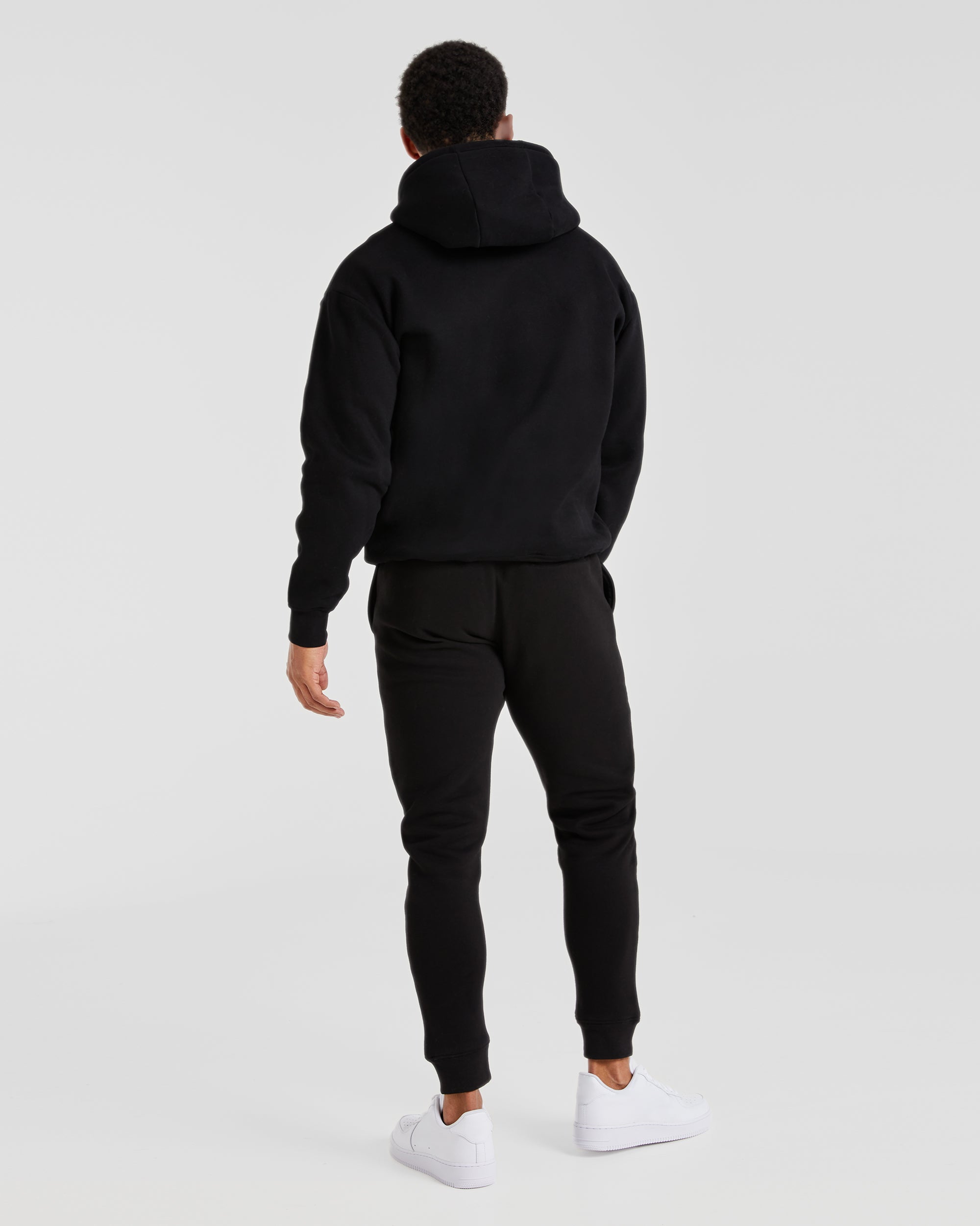 Essential Jogginghose – Schwarz