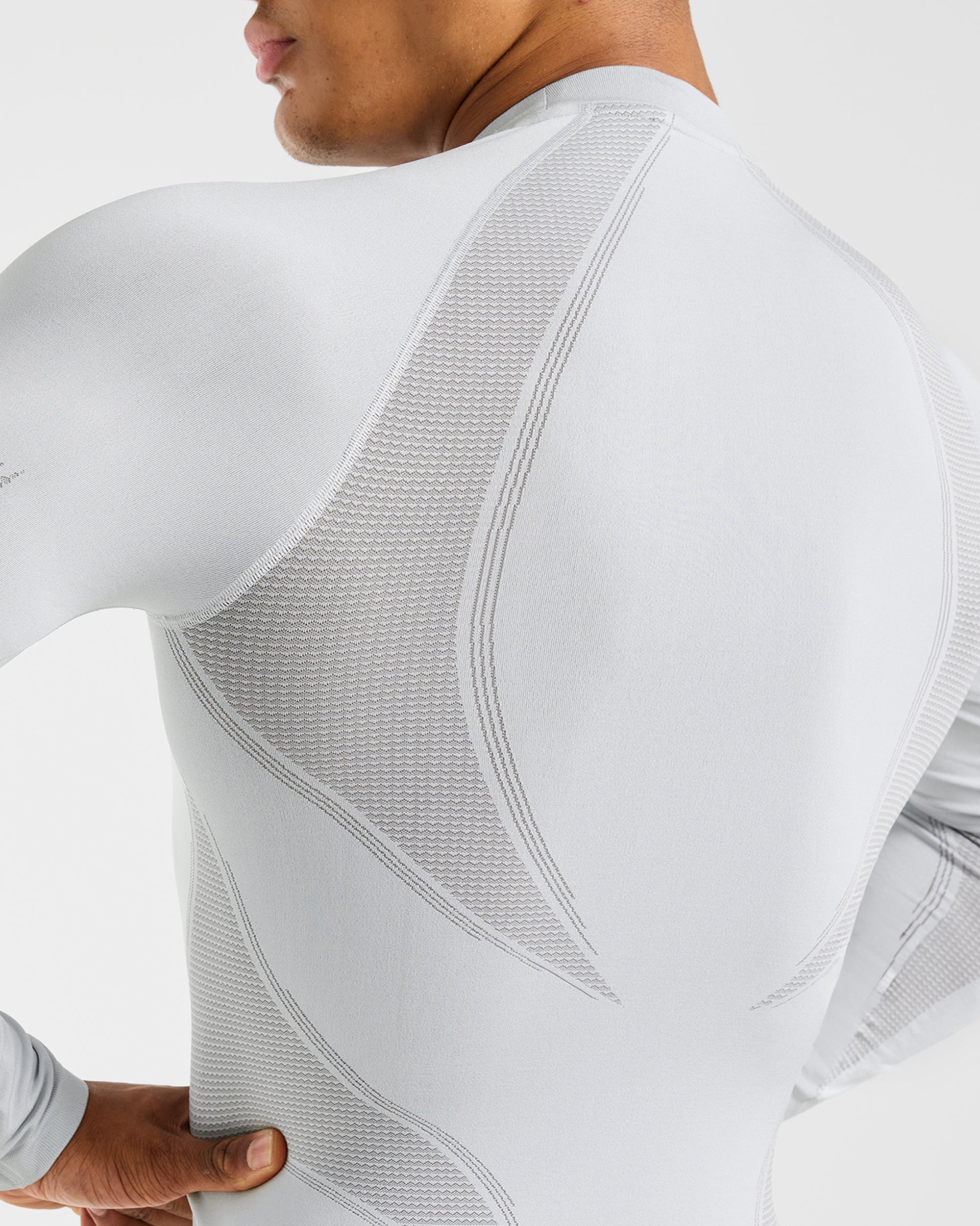 Charge Seamless Long Sleeve T Shirt - Light Grey