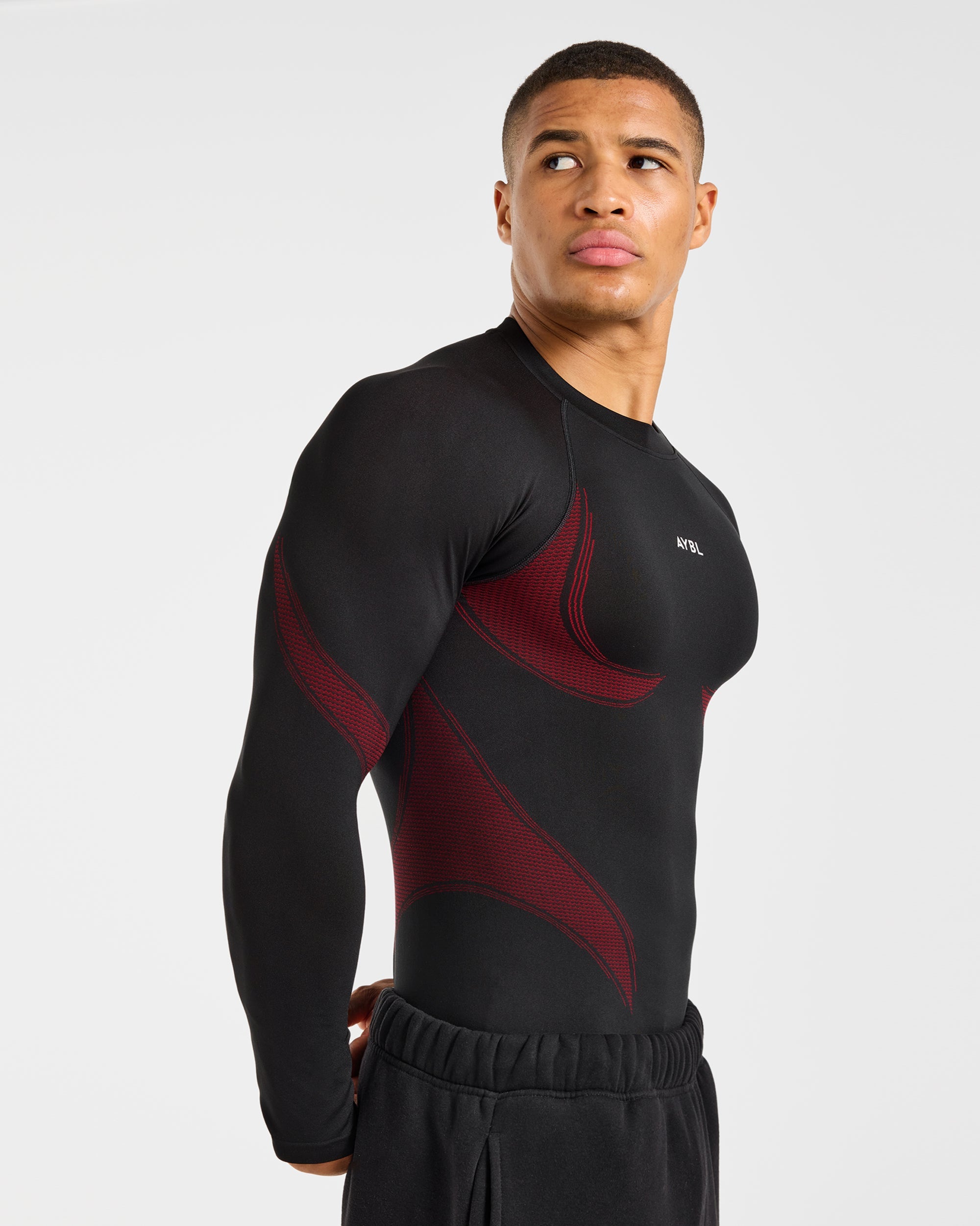 Charge Seamless Long Sleeve T Shirt - Black/Red