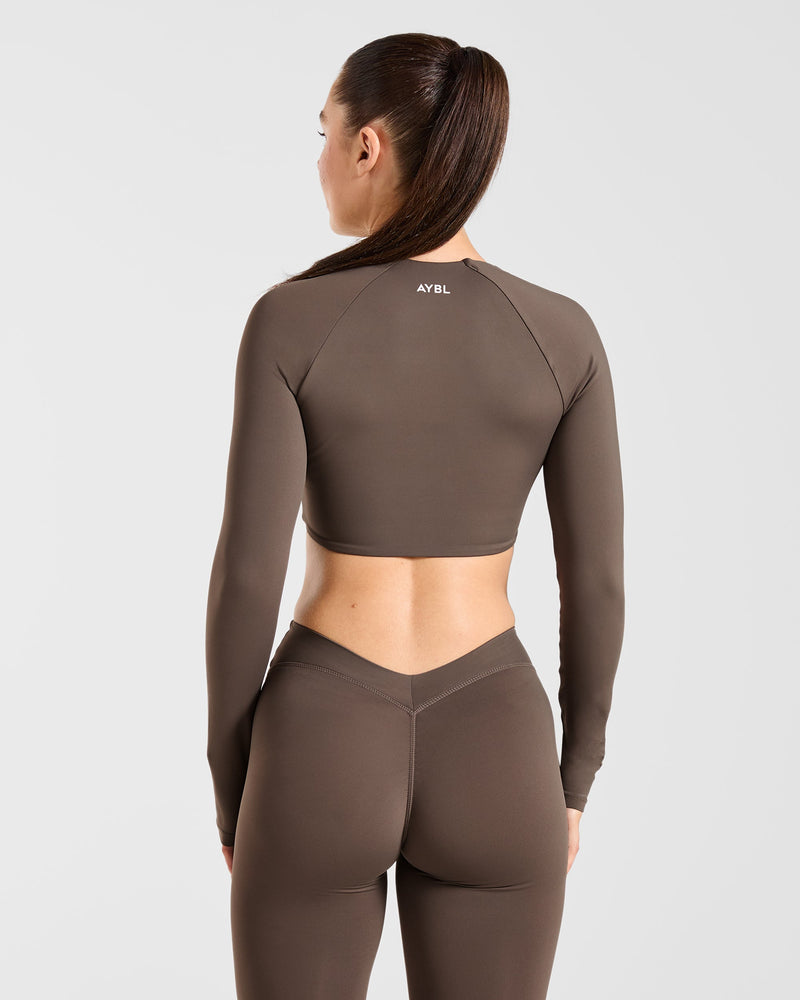 Physique Long Sleeve Crop Top