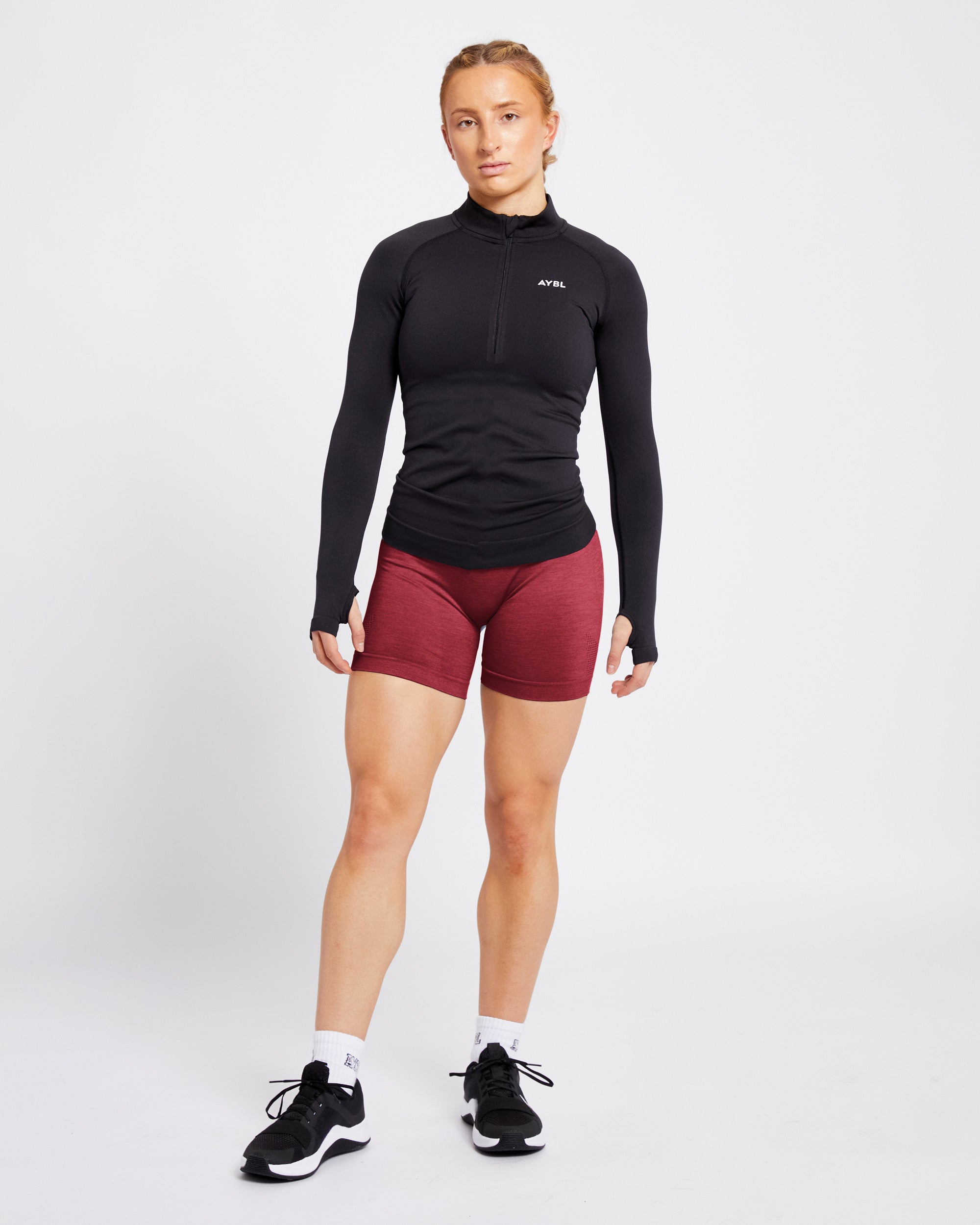 Essential Seamless 1/2 Zip Pullover - Black