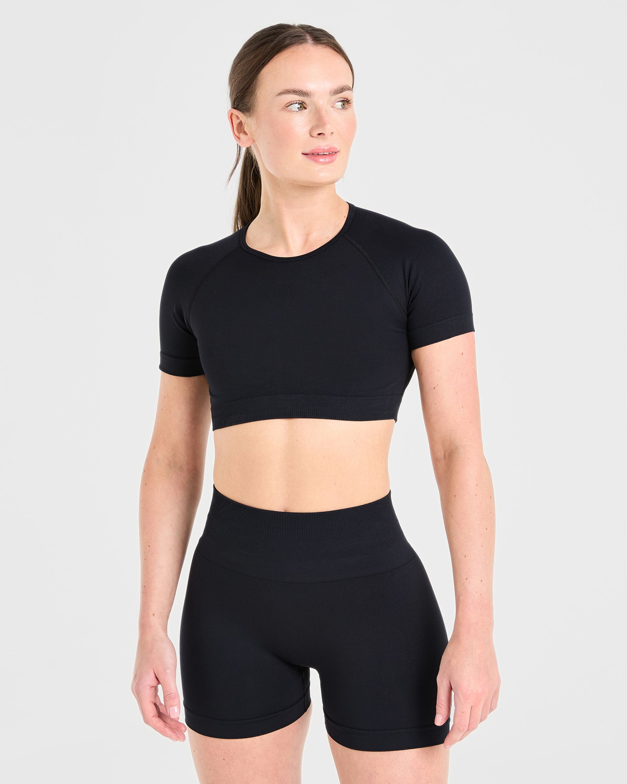 Power Seamless Crop Top - Black