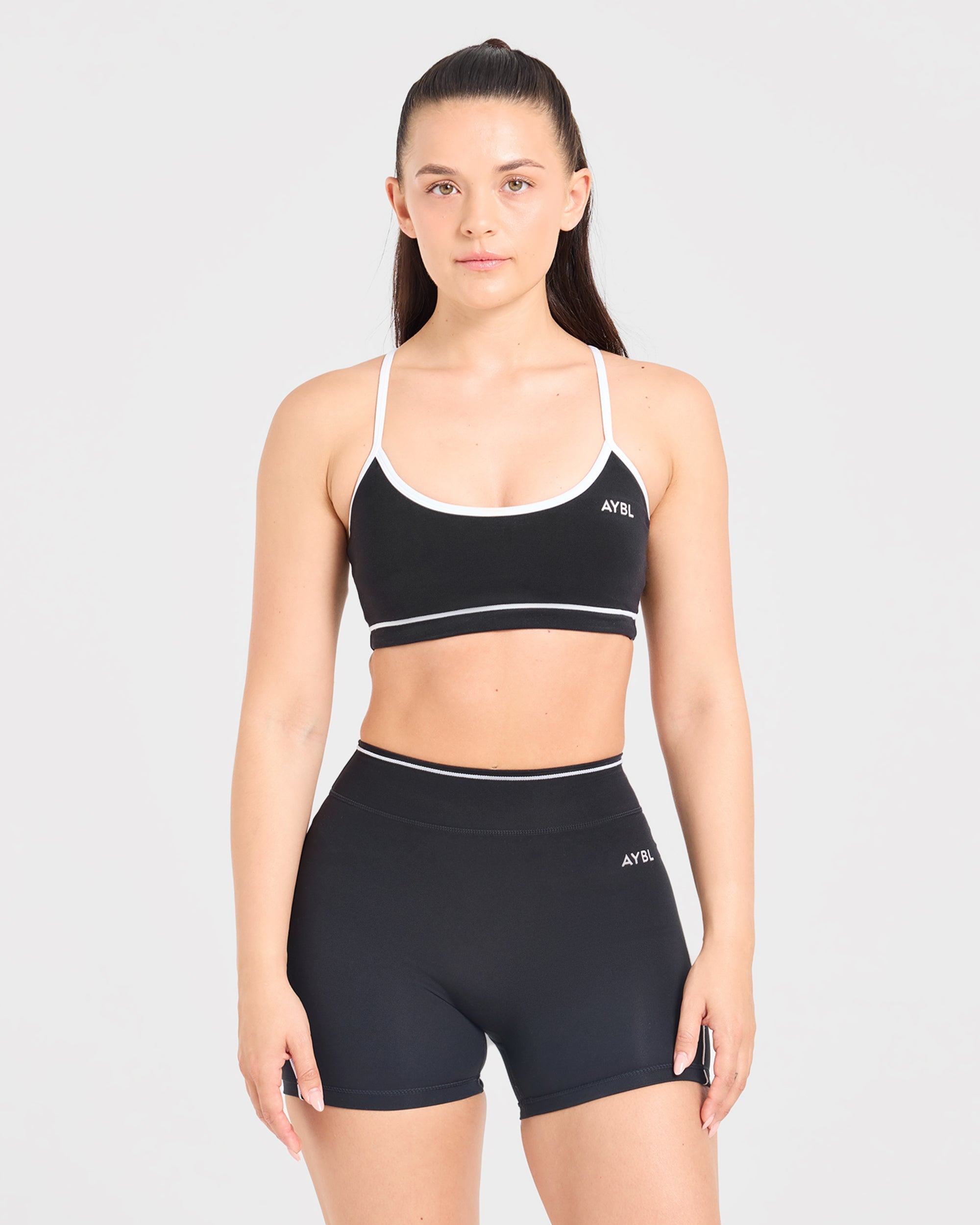 Form Sports Bra - Black