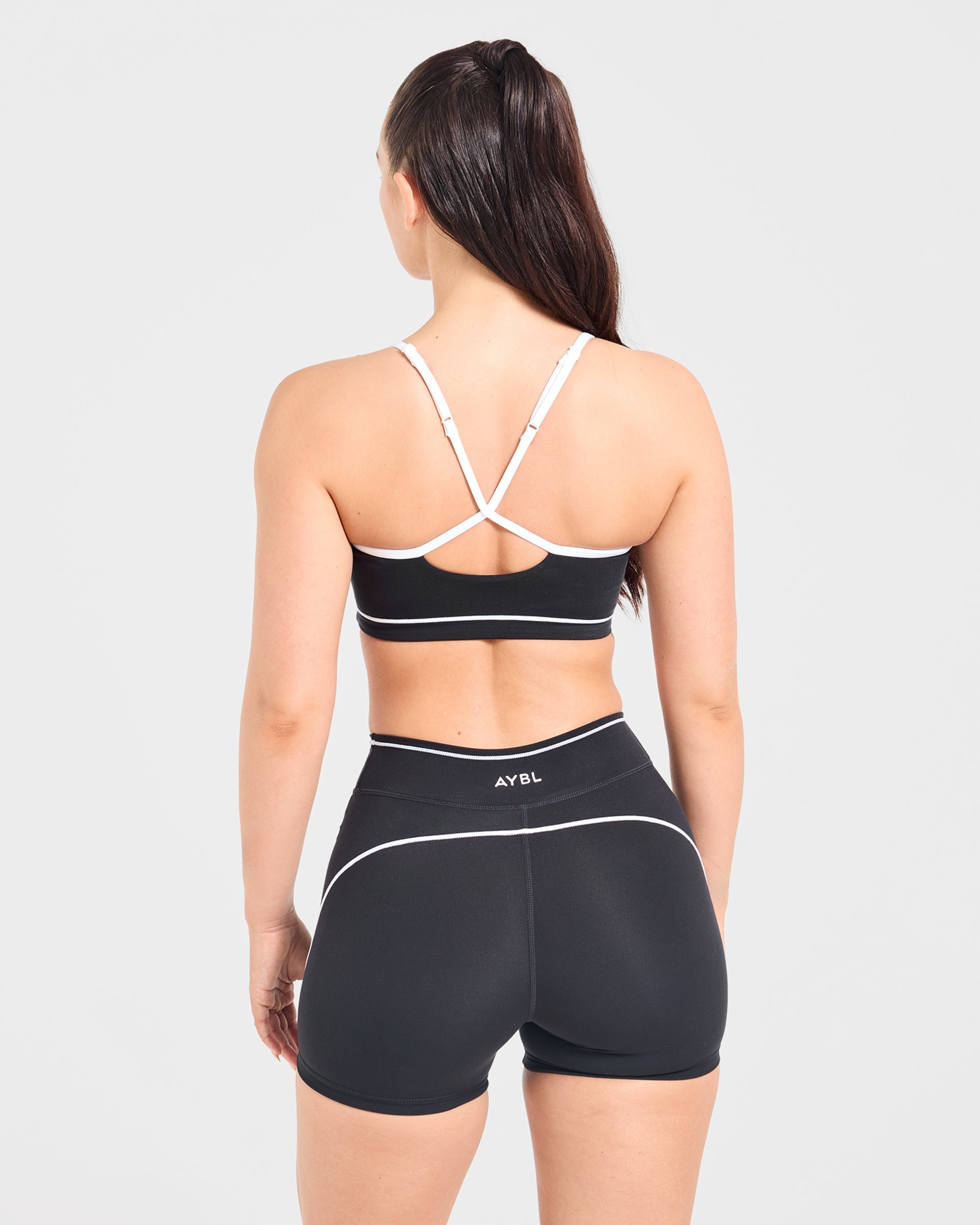 Form Sports Bra - Black