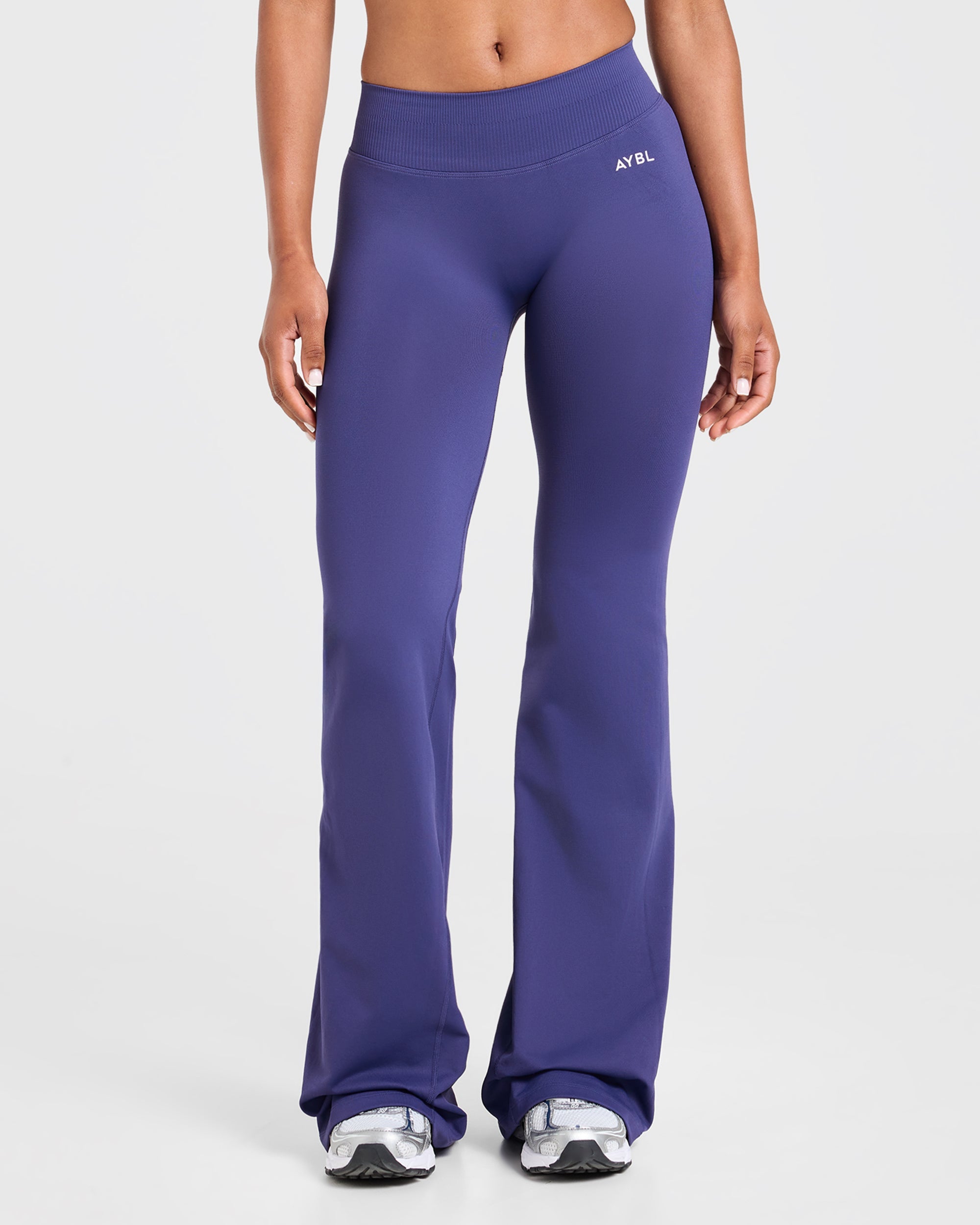 Enhance Seamless Flared Leggings - Storm Blue