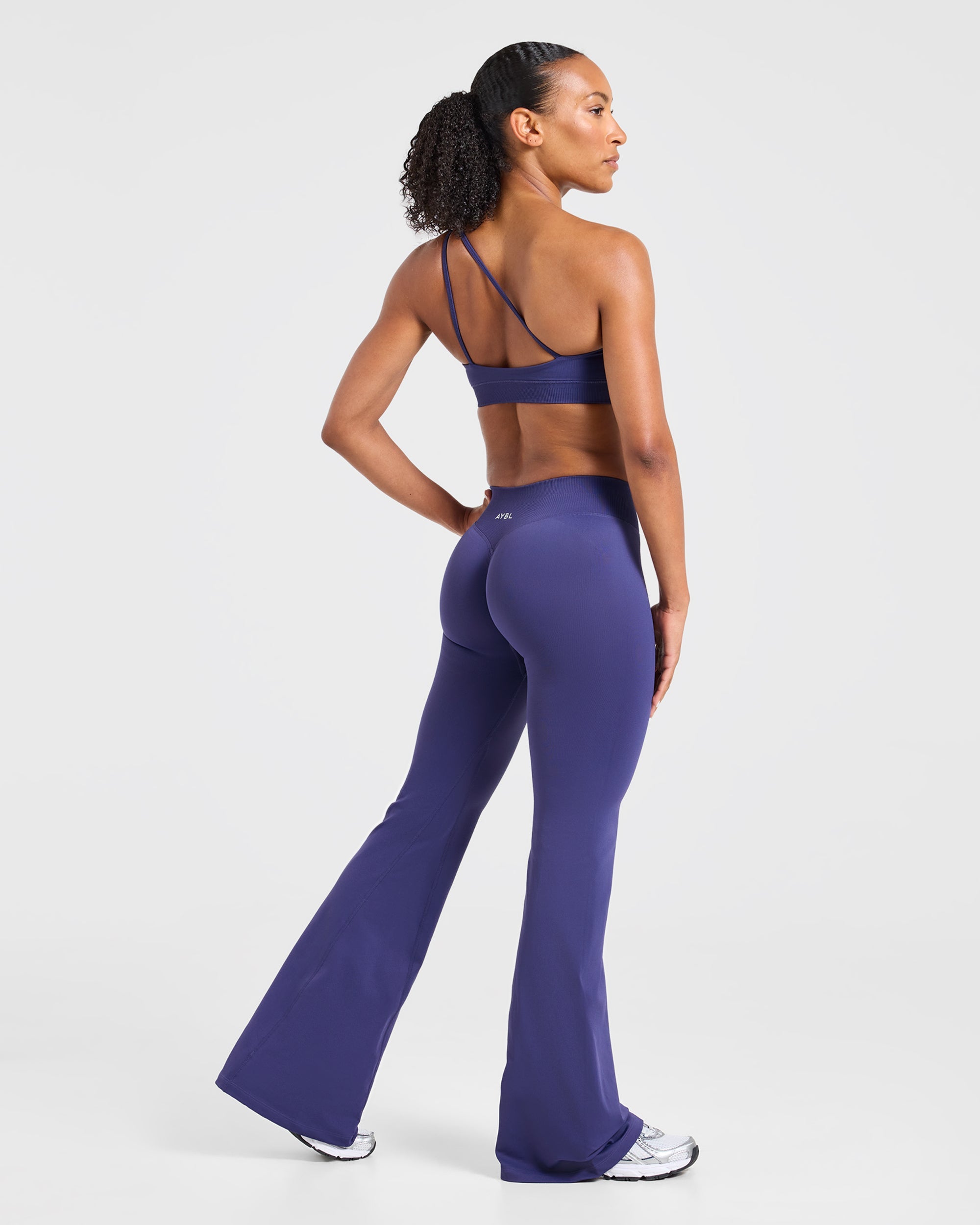 Enhance Seamless Flared Leggings - Storm Blue