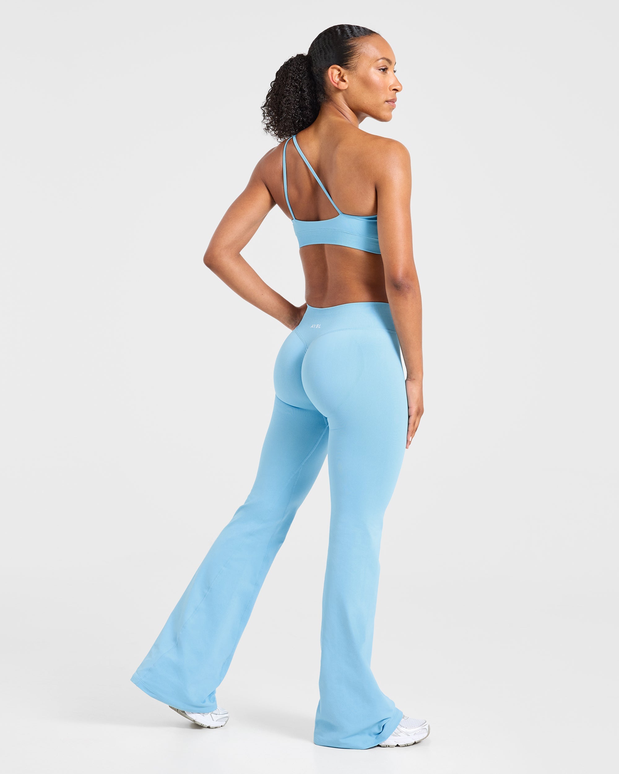 Enhance Seamless Flared Leggings - Powder Blue