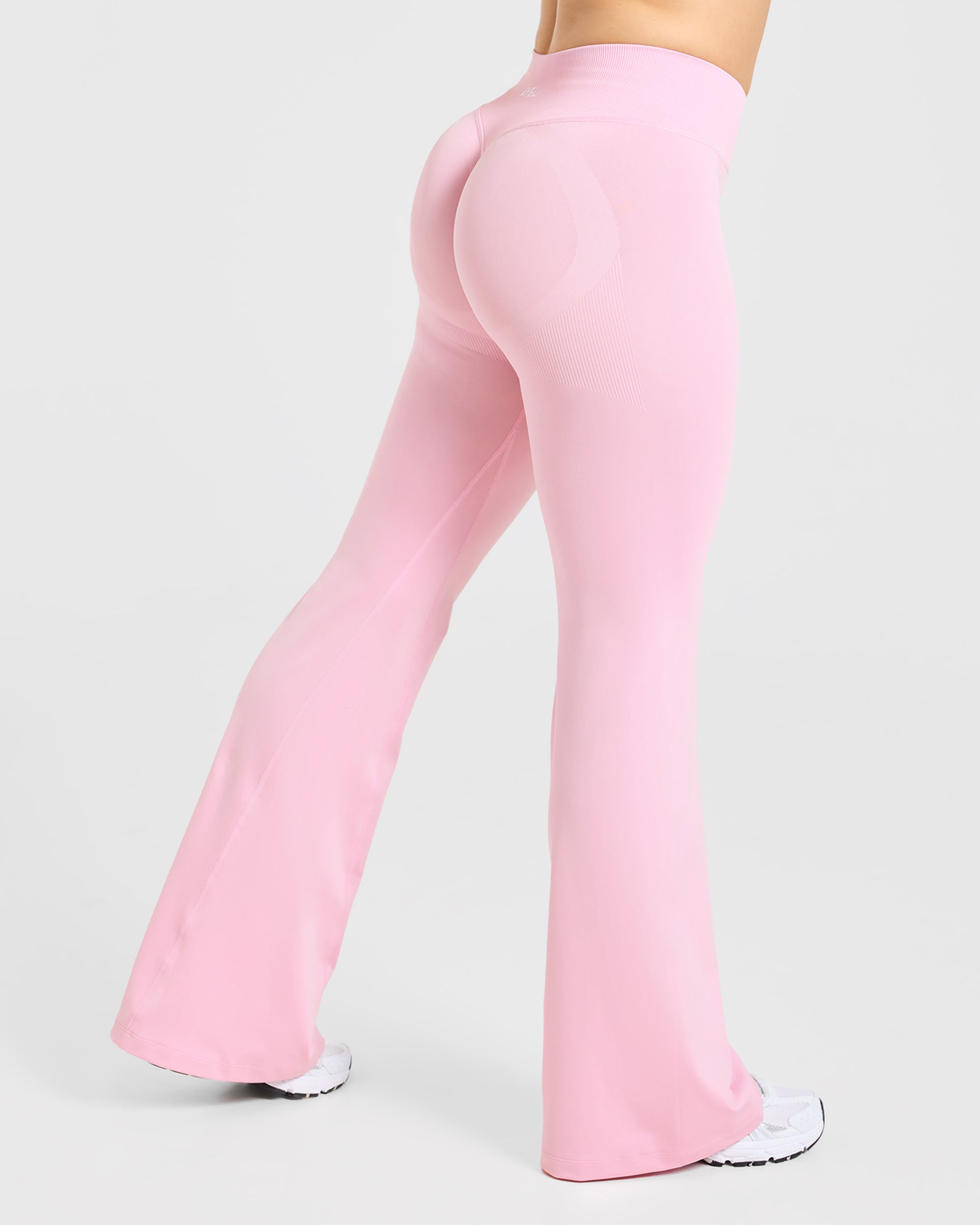 Adapt Seamless Flared Leggings - Spring Pink