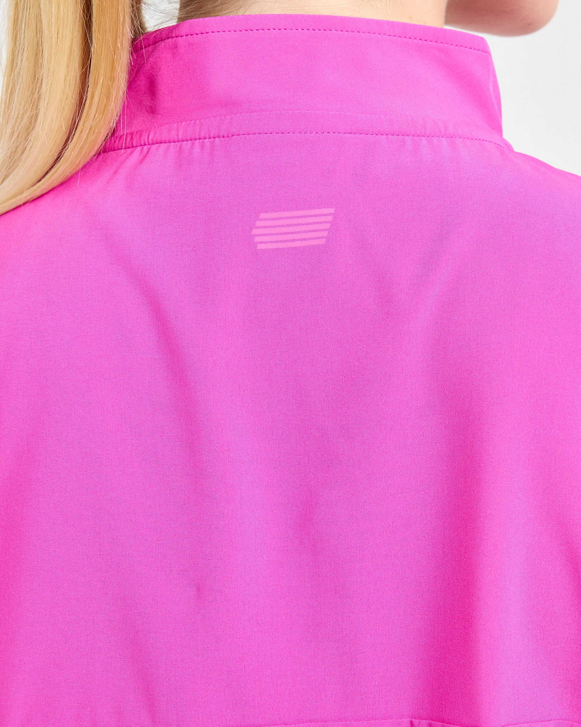 Run 1/2 Zip Jacket - Vibrant Magenta