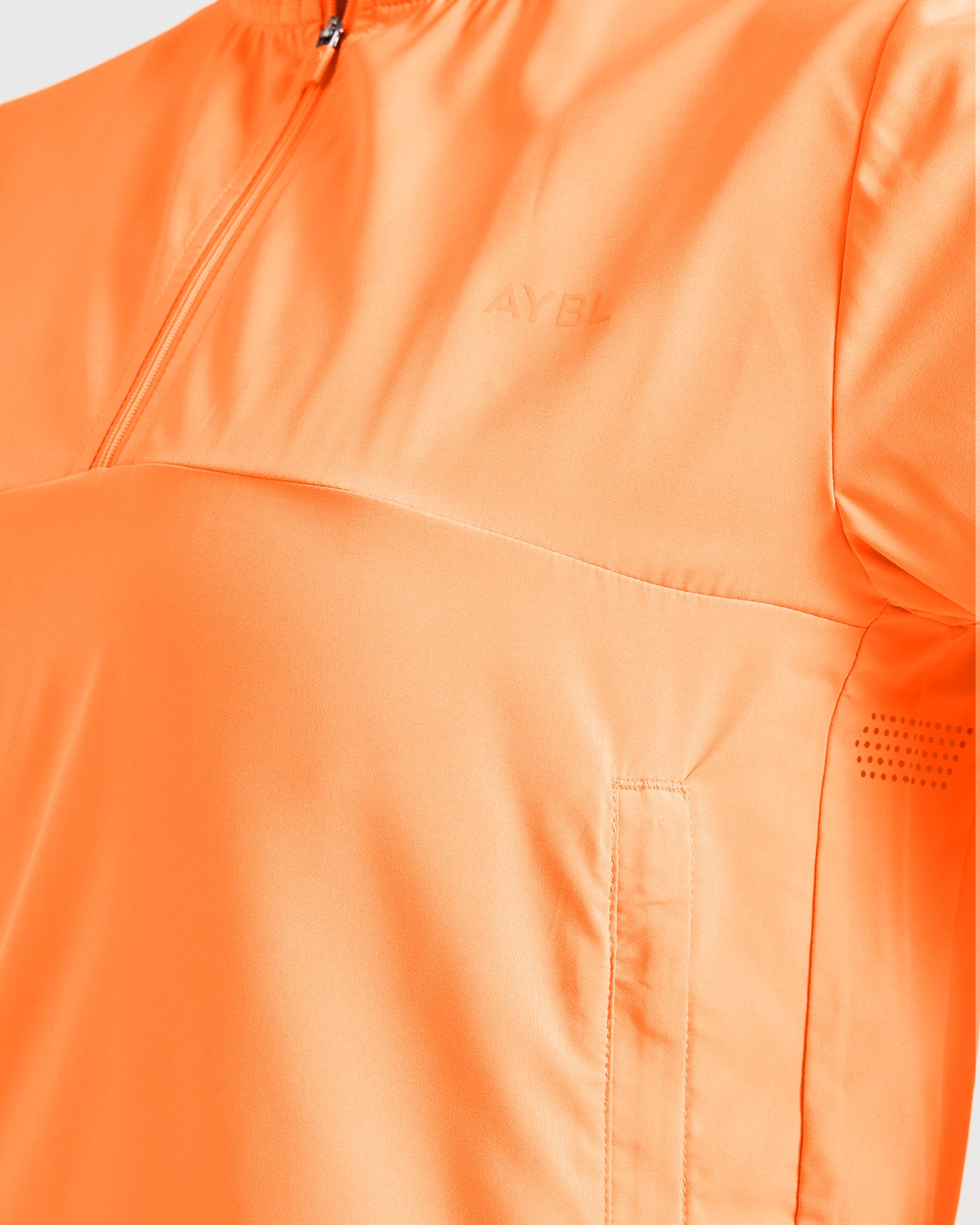 Run 1/2 Zip Jacket - Vibrant Apricot