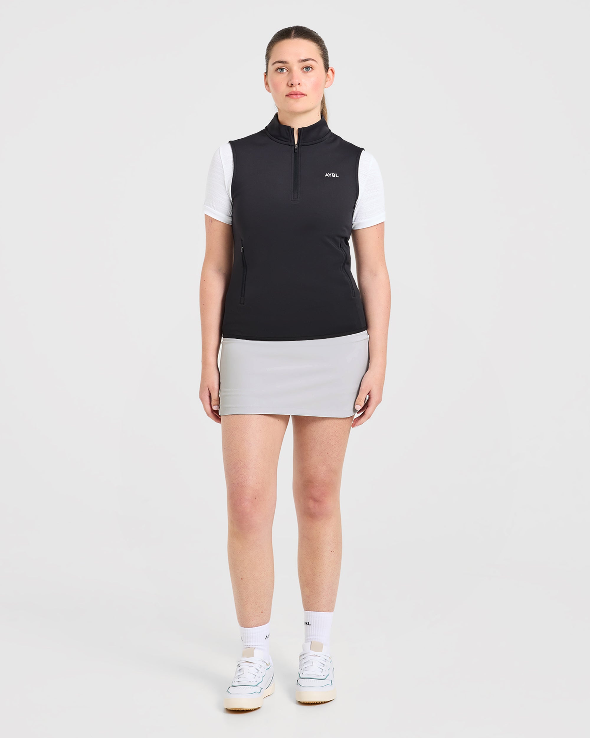 Classic 1/4 Zip Vest - Black
